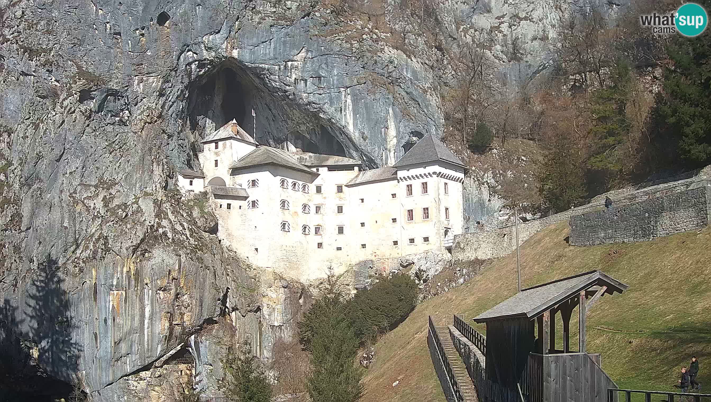 Live Webcam Castello di Predjama – Postumia – Slovenia