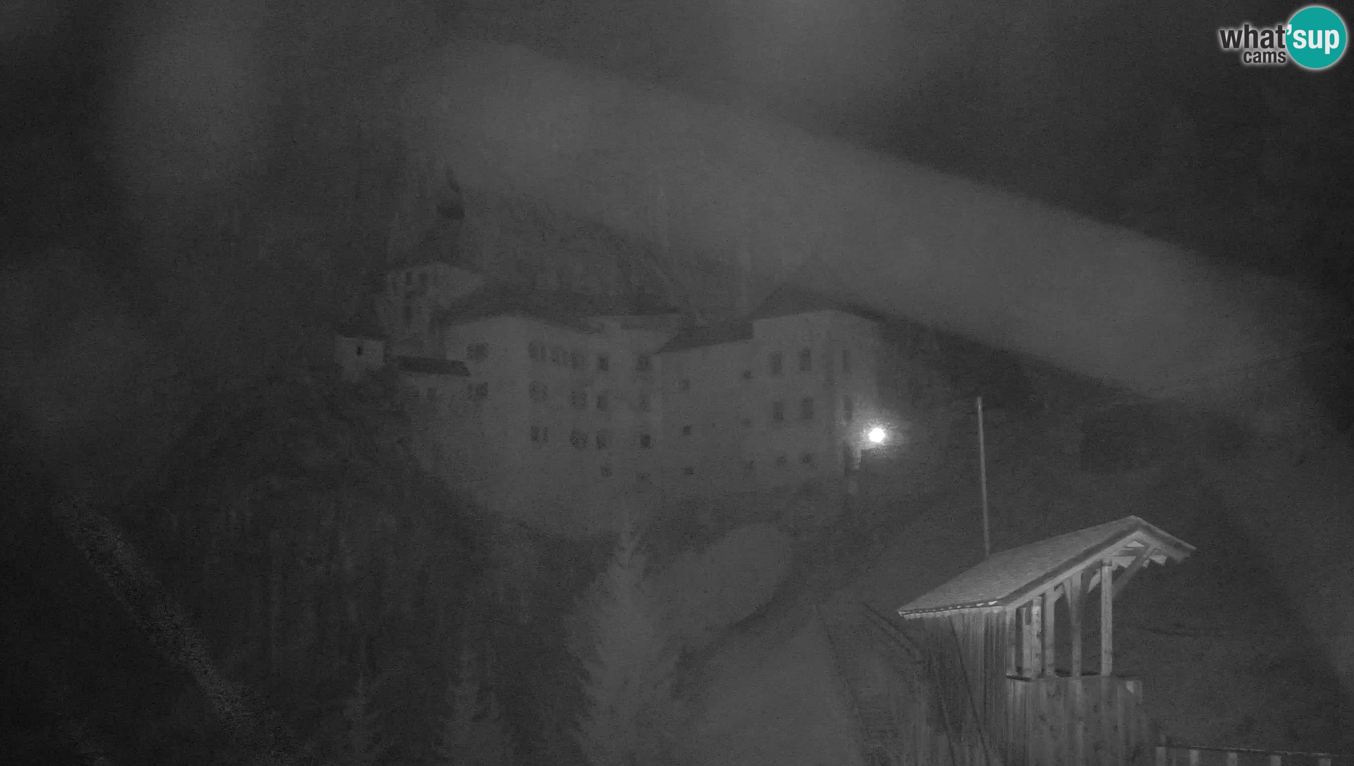 Live Webcam Grad Predjama – Château de Predjama – Postojna – Slovénie