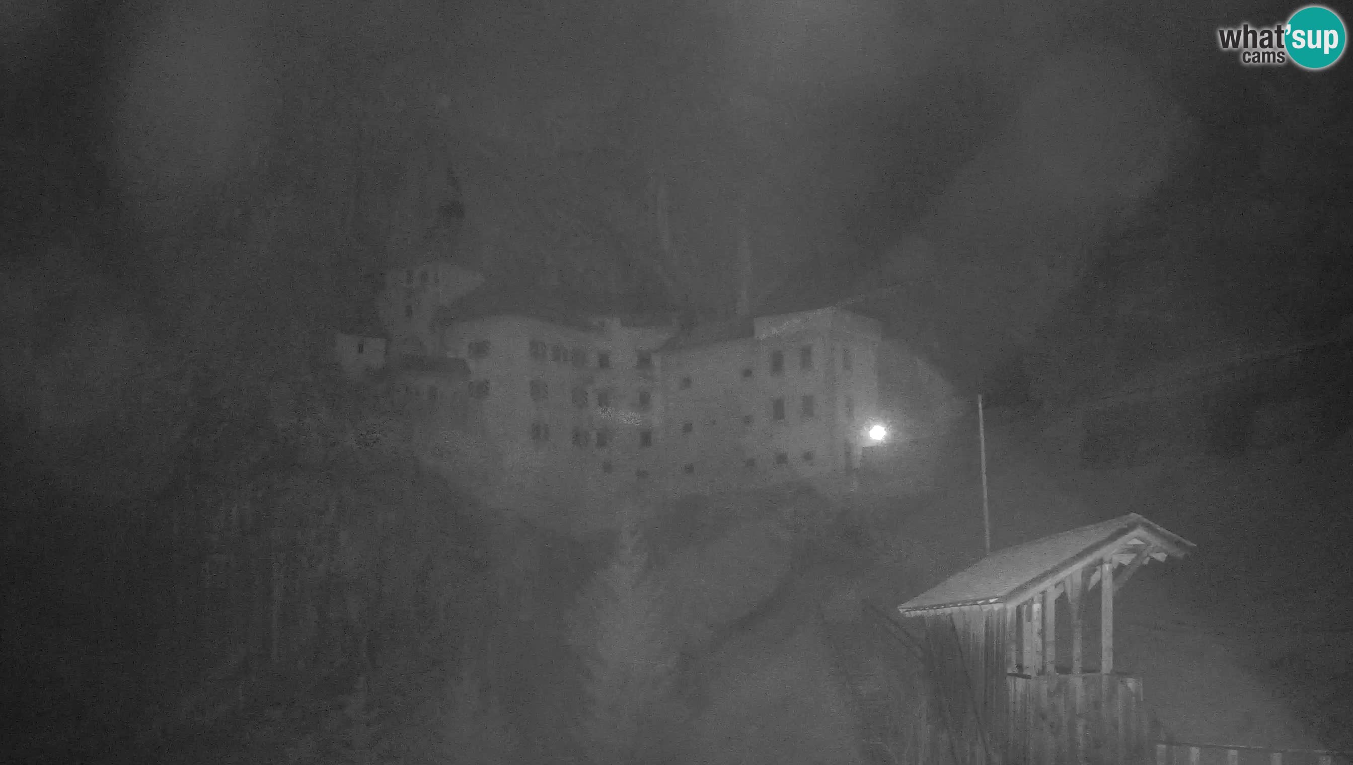 Live Webcam Predjamski grad – Predjama Castle – Postojna – Slovenia