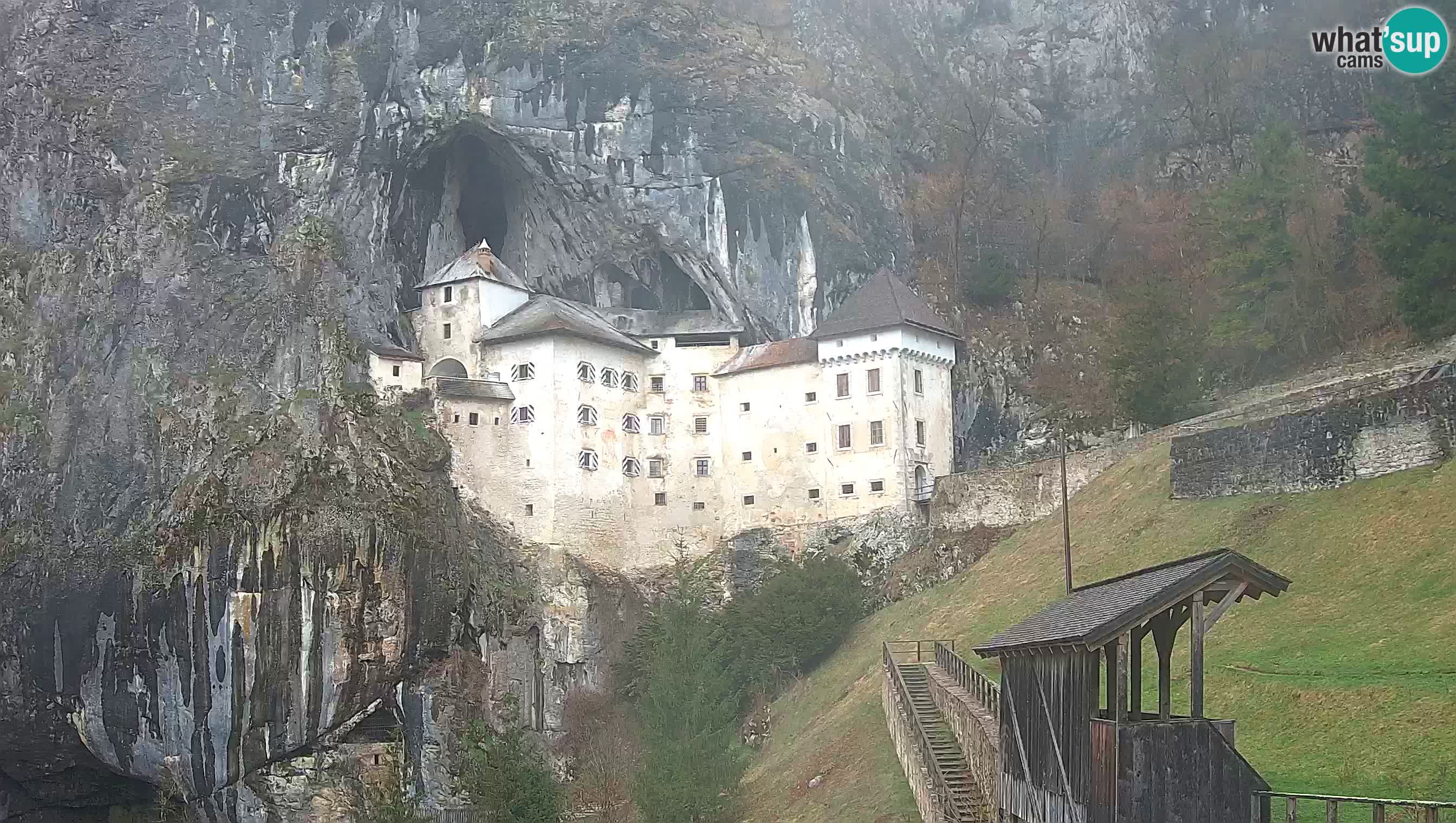 Live Webcam Castello di Predjama – Postumia – Slovenia