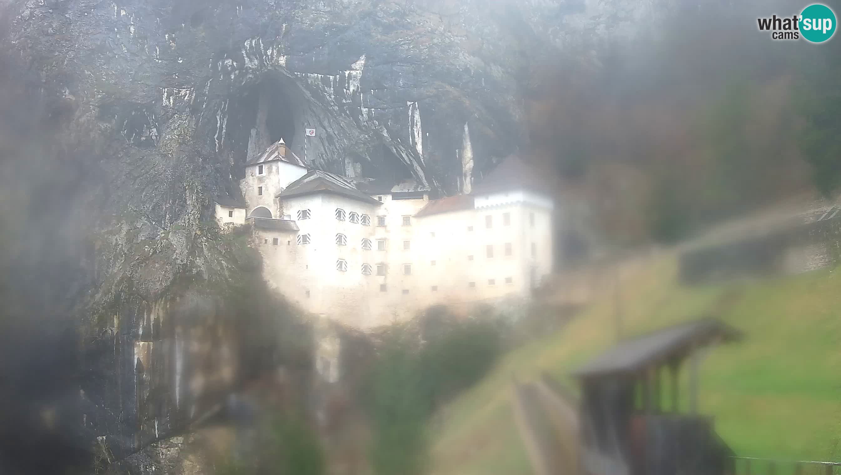 Camera en vivo Castillo de Predjama – Postojna – Eslovenia