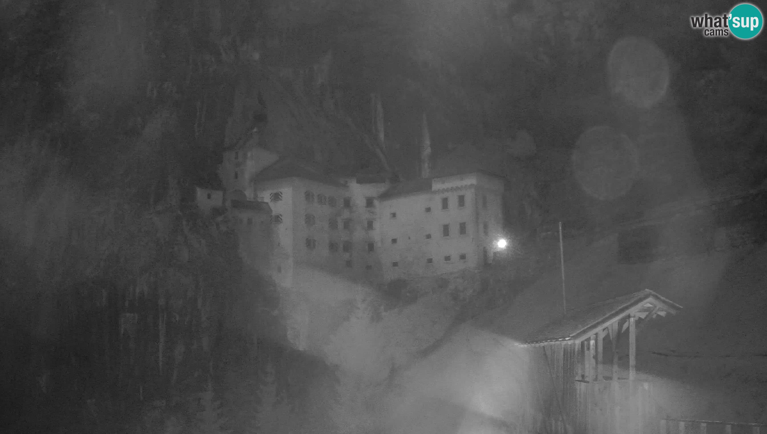 Live Webcam Höhlenburg Predjama – Postojna – Slowenien