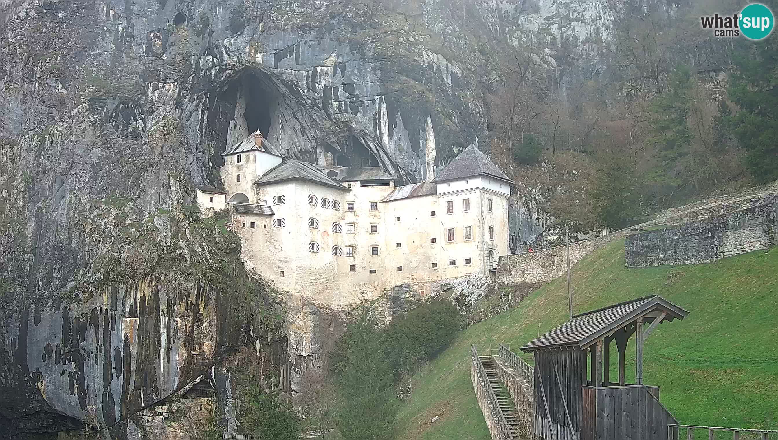 Camera en vivo Castillo de Predjama – Postojna – Eslovenia