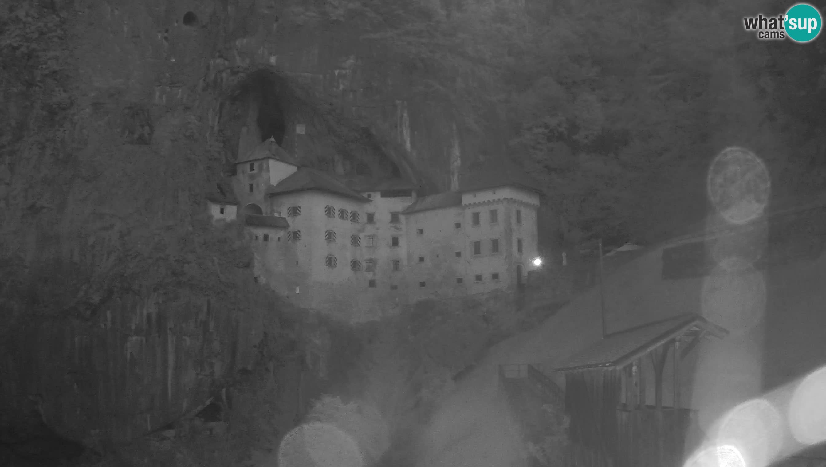Live Webcam Predjamski grad – Predjama Castle – Postojna – Slovenia