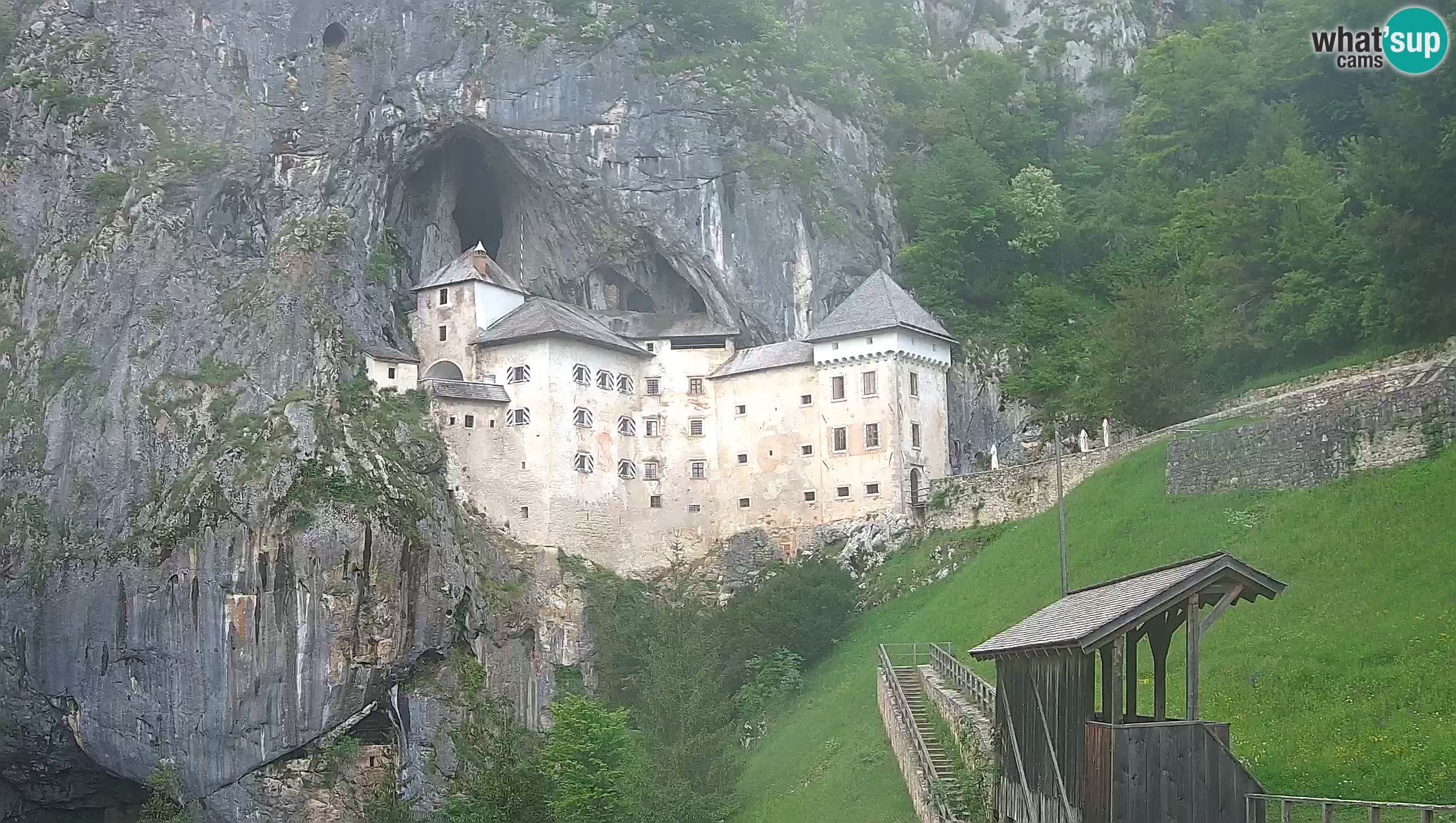 Live Webcam Castello di Predjama – Postumia – Slovenia