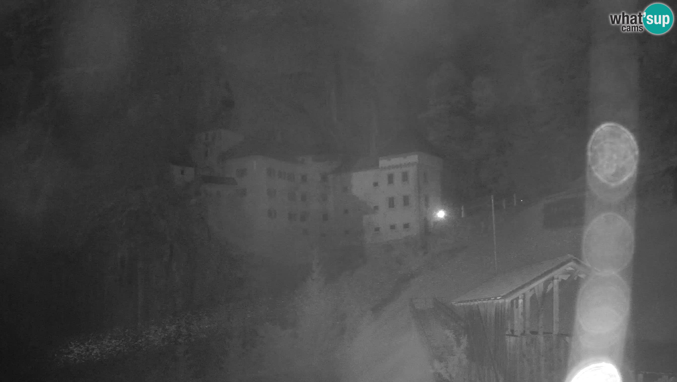 Live Webcam Predjamski grad – Predjama Castle – Postojna – Slovenia