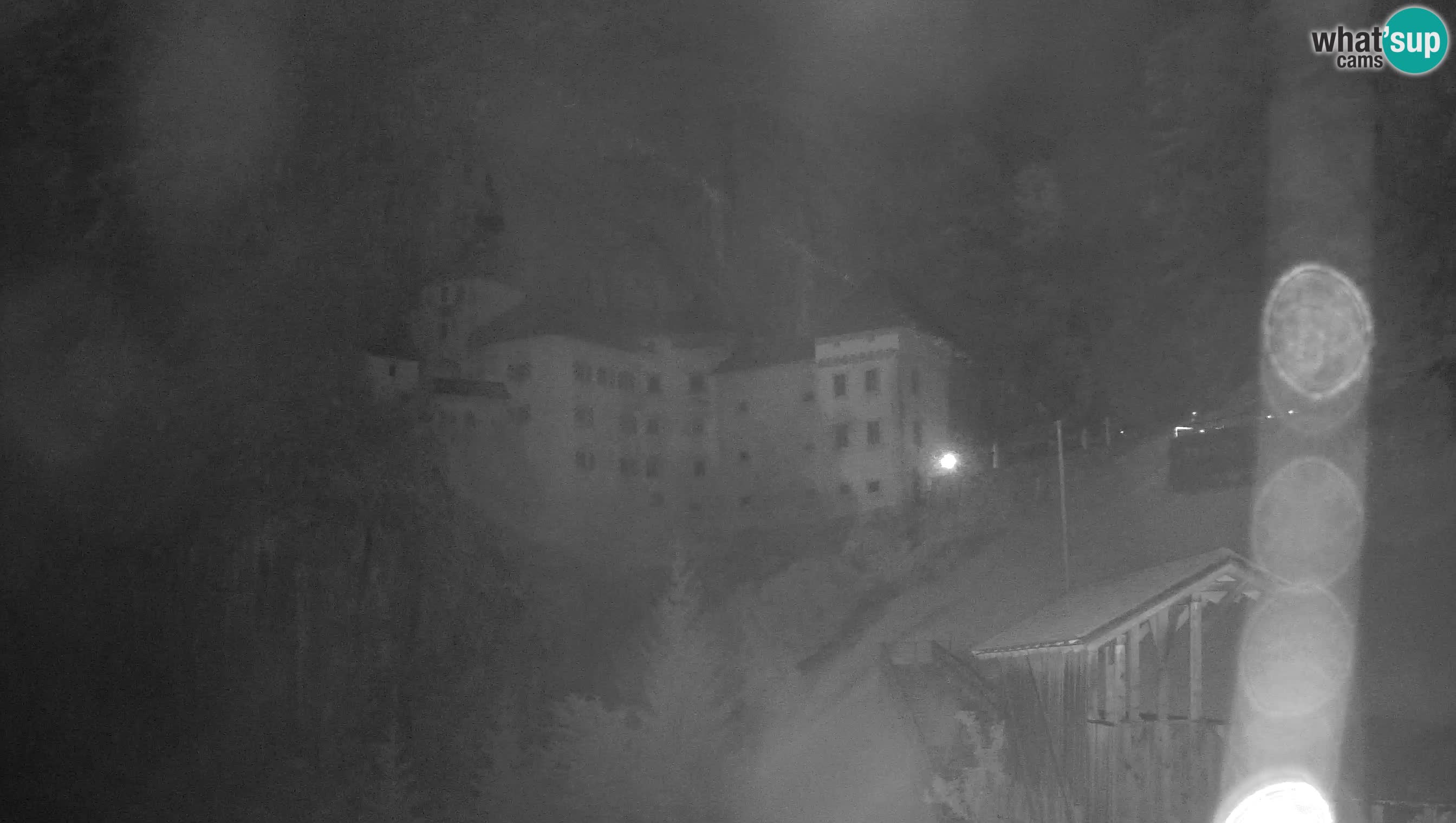 Live Webcam Predjamski grad – Predjama Castle – Postojna – Slovenia