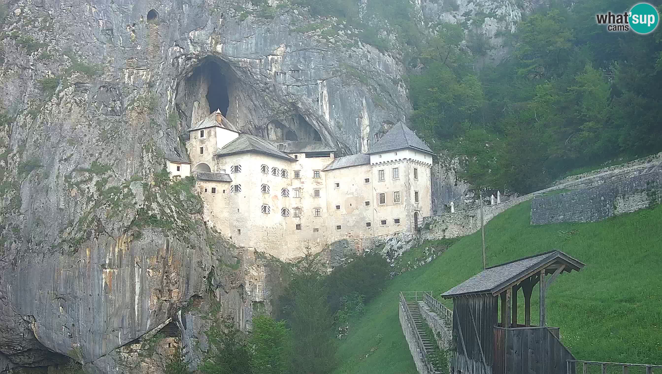 Live Webcam Predjamski grad – Predjama Castle – Postojna – Slovenia