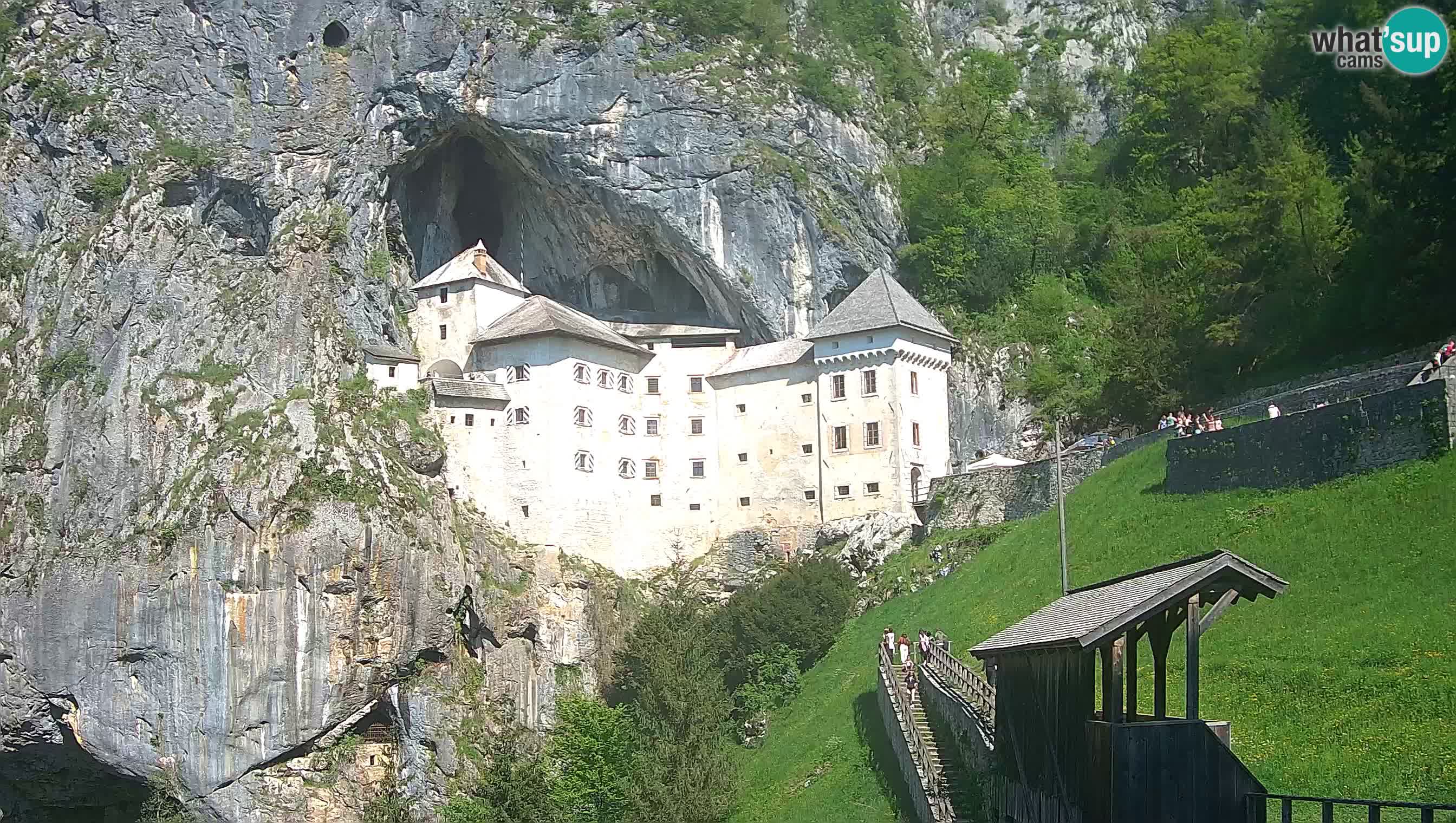 Live Webcam Höhlenburg Predjama – Postojna – Slowenien
