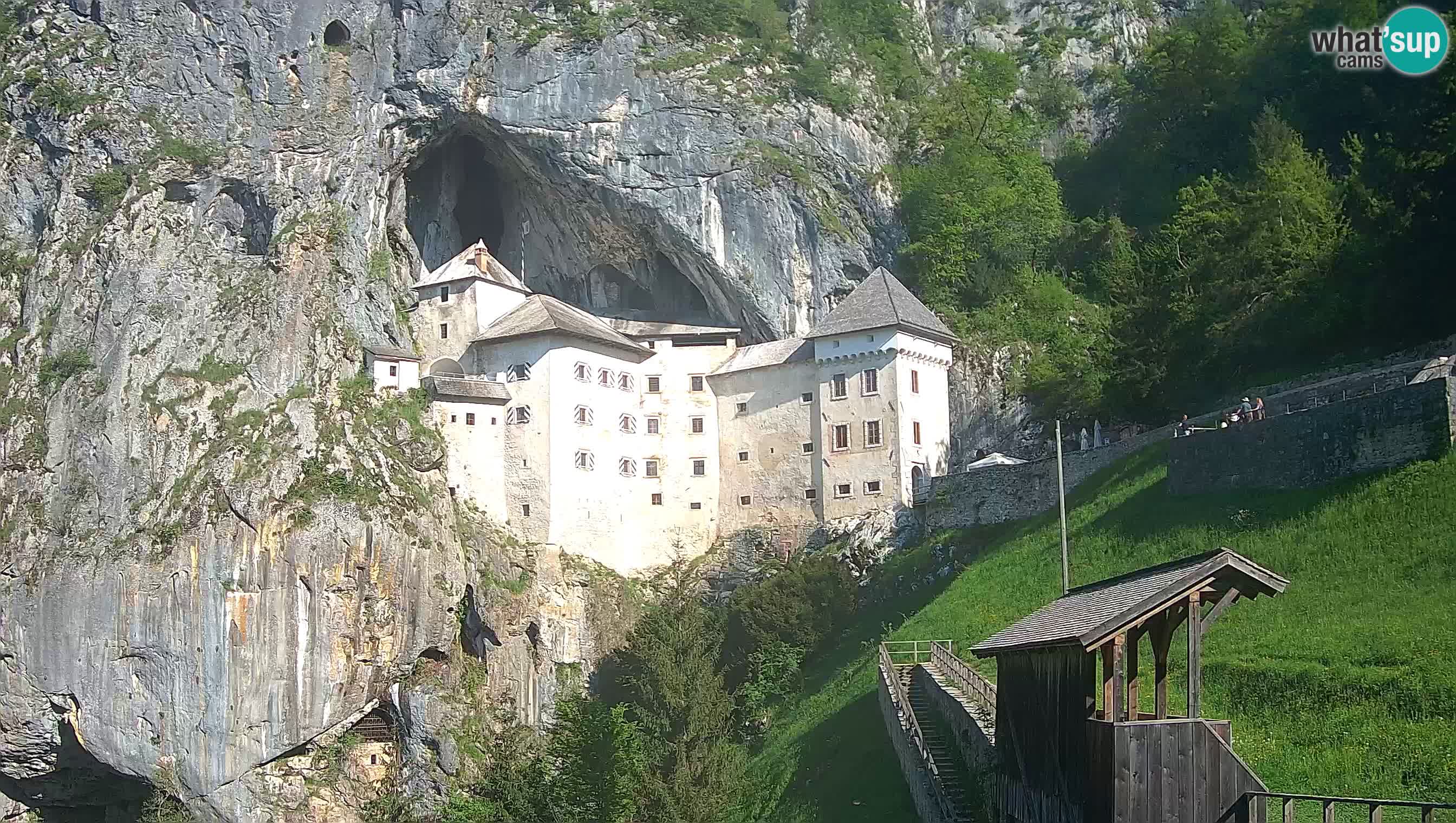 Live Webcam Predjamski grad – Predjama Castle – Postojna – Slovenia