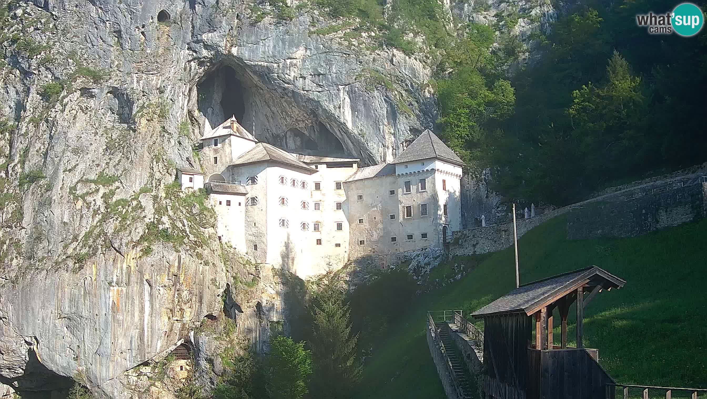 Live Webcam Predjamski grad – Predjama Castle – Postojna – Slovenia