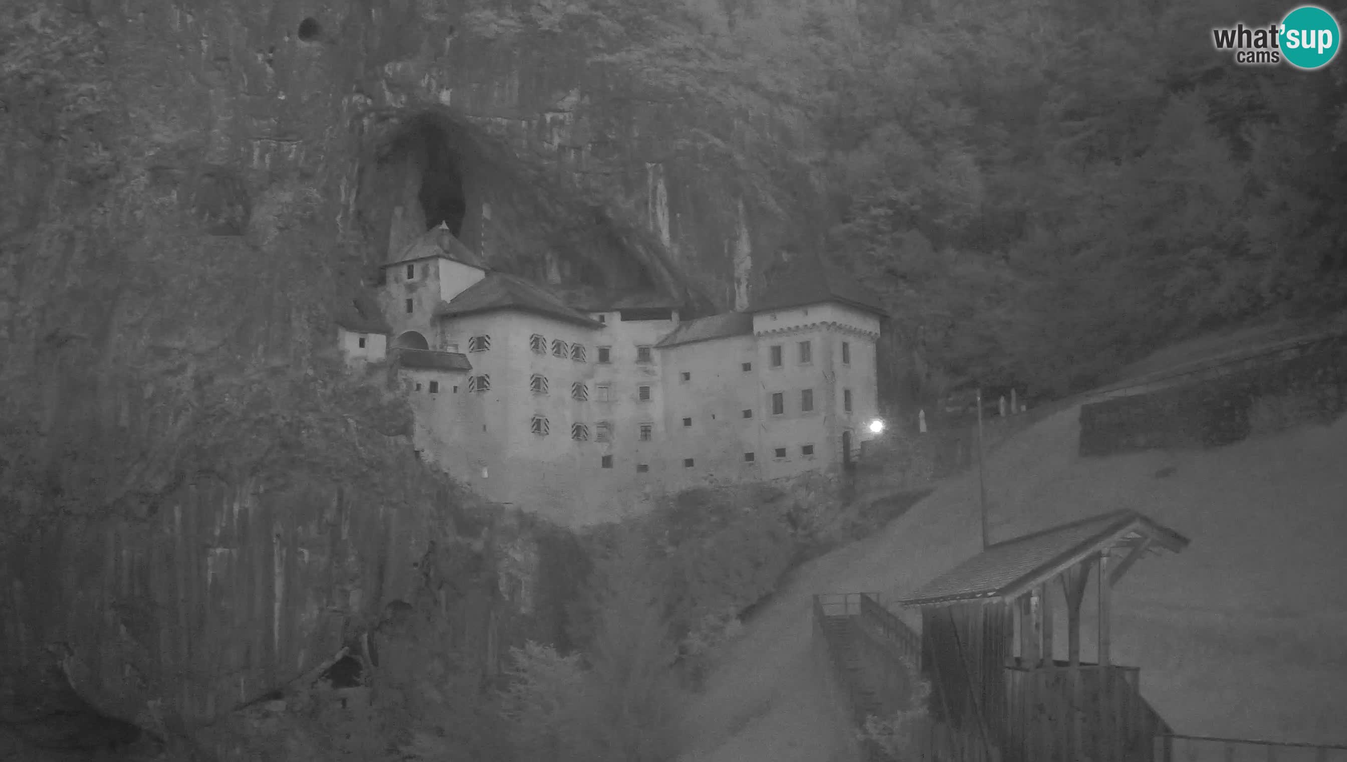 Live Webcam Predjamski grad – Predjama Castle – Postojna – Slovenia