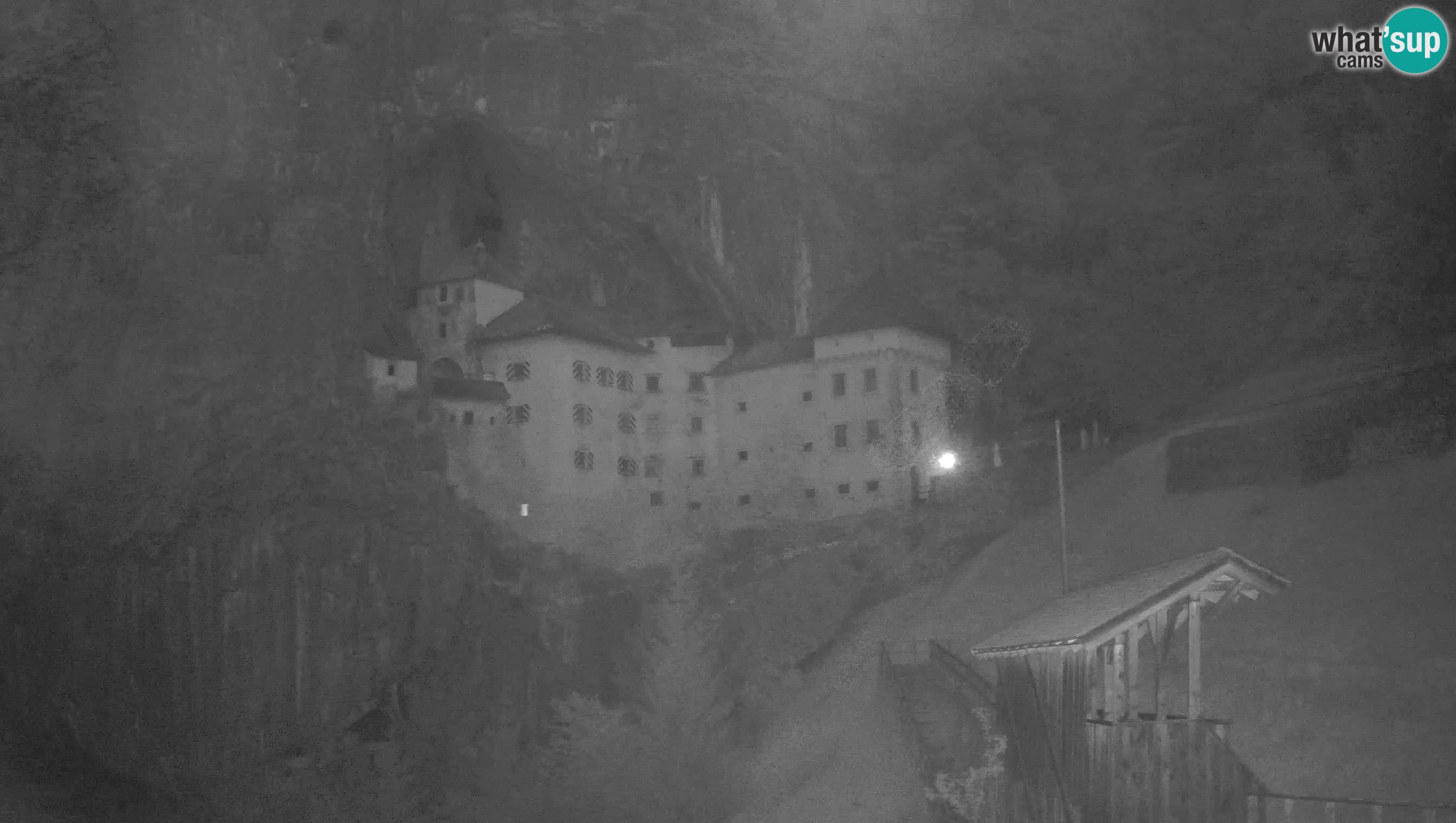 Live Webcam Höhlenburg Predjama – Postojna – Slowenien
