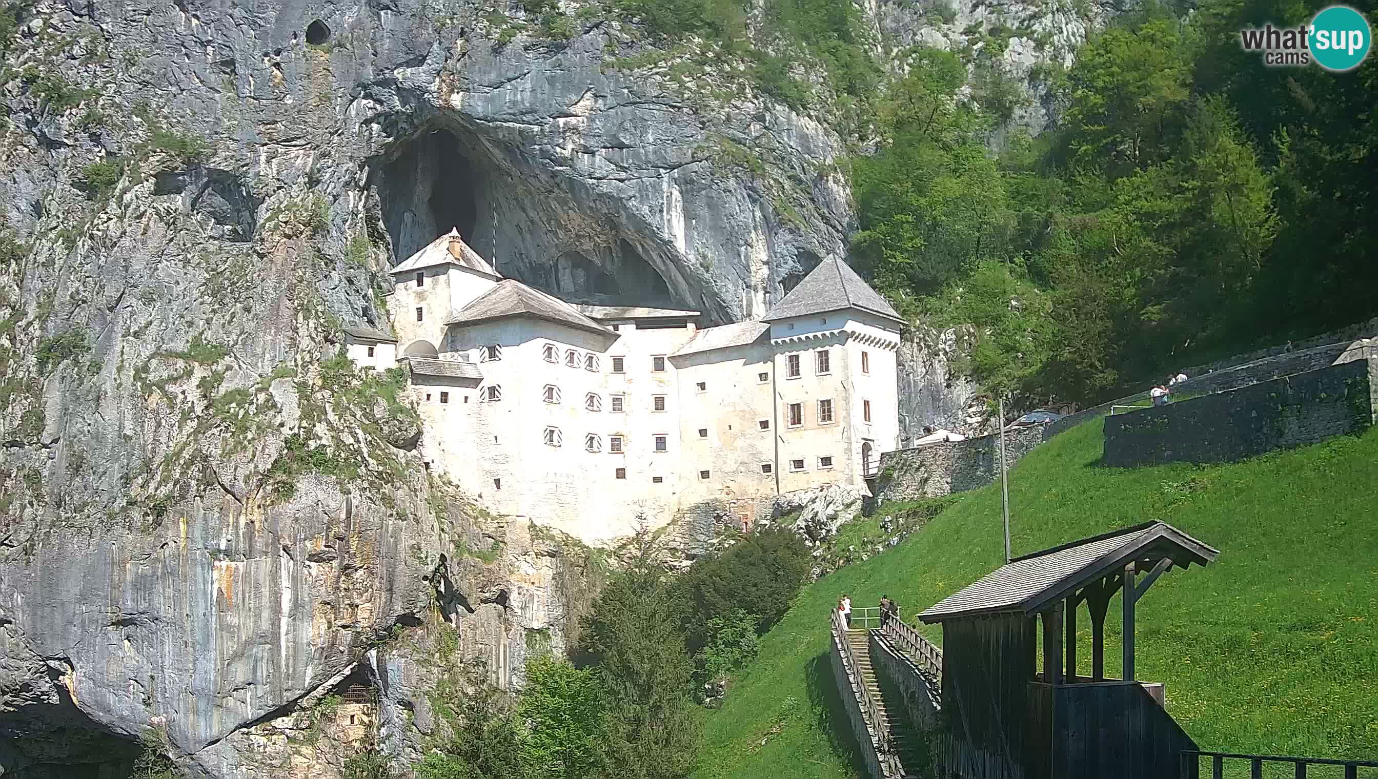 Live Webcam Höhlenburg Predjama – Postojna – Slowenien