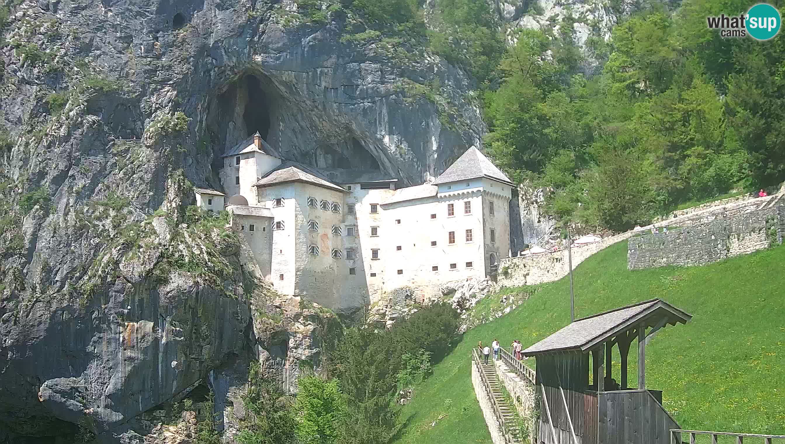 Live Webcam Höhlenburg Predjama – Postojna – Slowenien