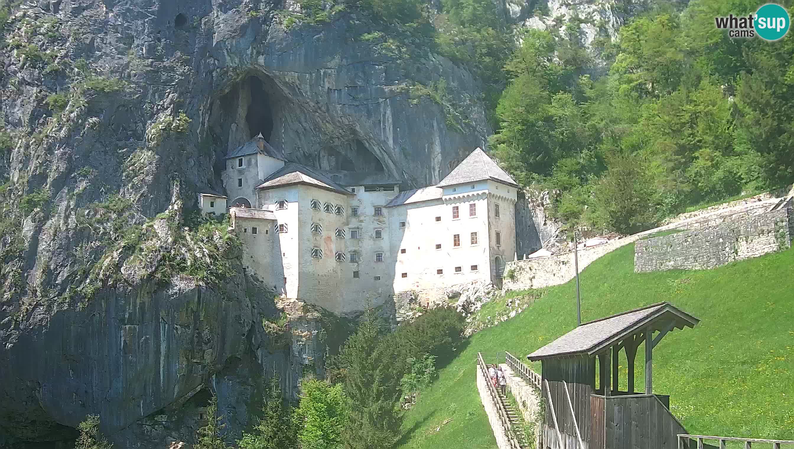 Live Webcam Predjamski grad – Predjama Castle – Postojna – Slovenia