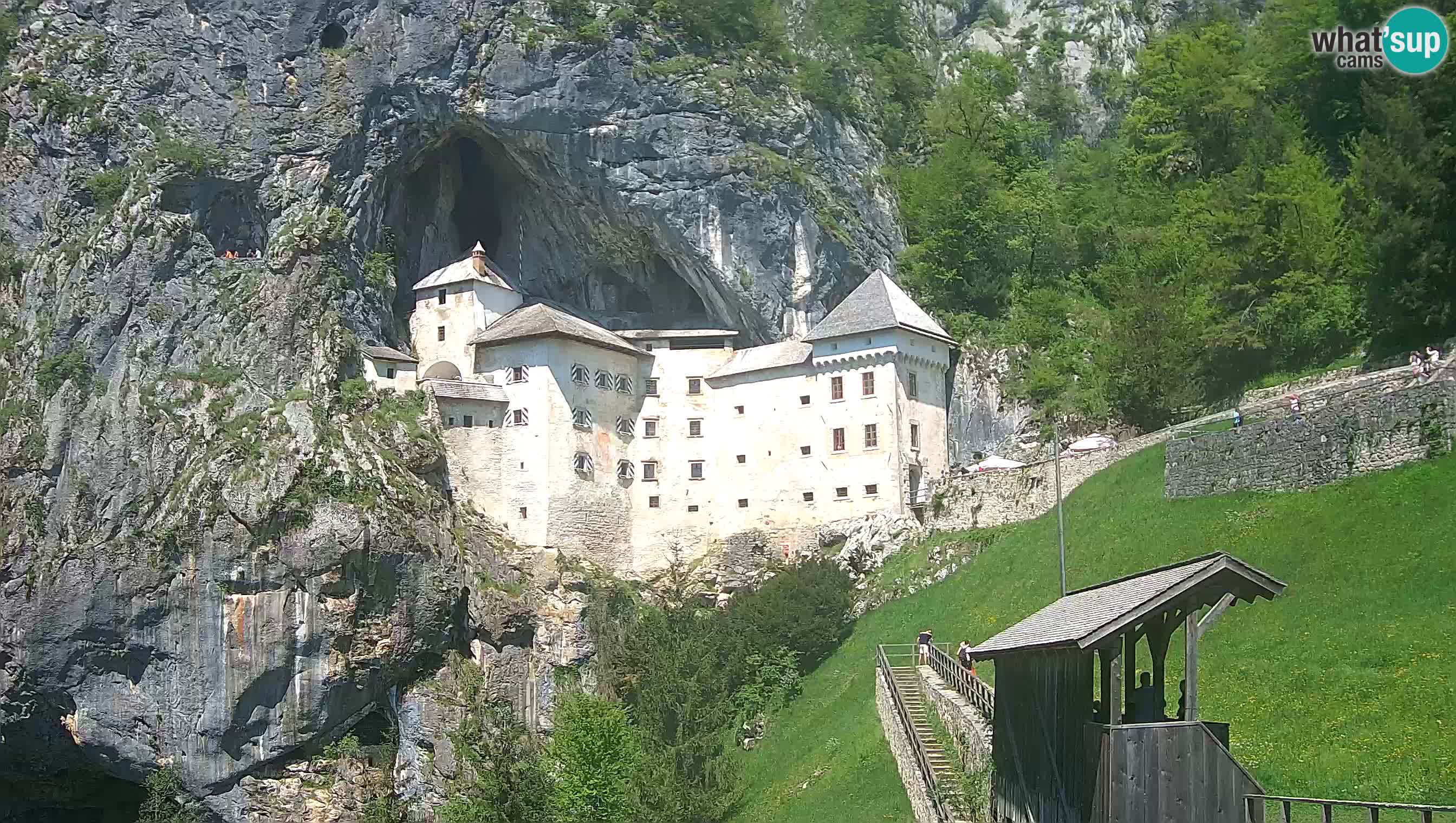Live Webcam Predjamski grad – Predjama Castle – Postojna – Slovenia