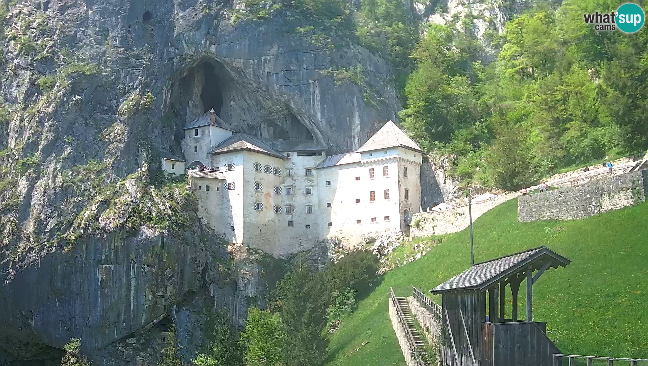 Live Webcam Predjamski grad – Predjama Castle – Postojna – Slovenia