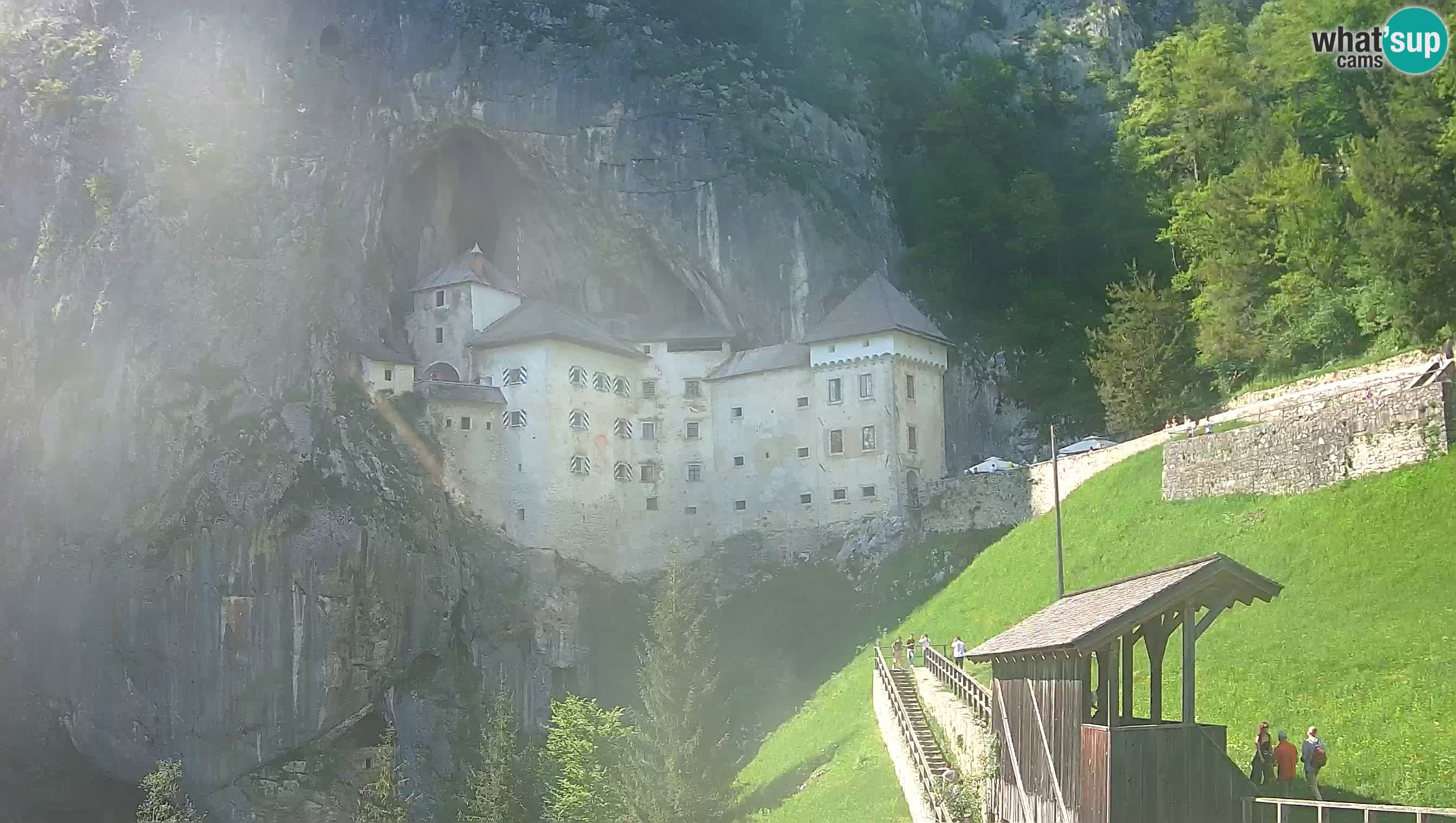 Camera en vivo Castillo de Predjama – Postojna – Eslovenia