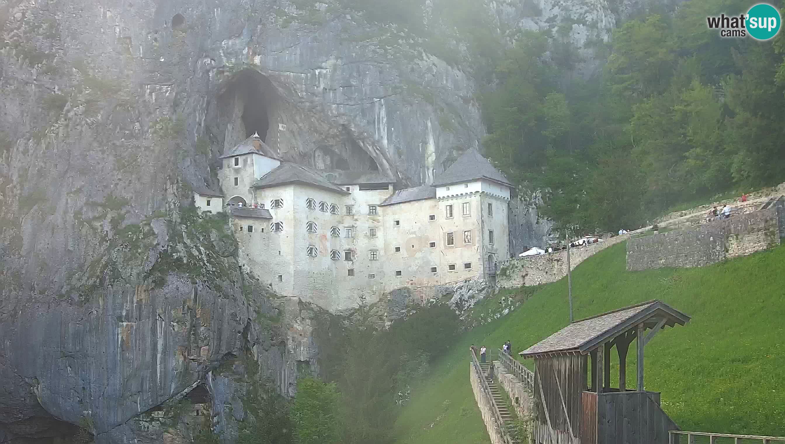 Live Webcam Predjamski grad – Predjama Castle – Postojna – Slovenia