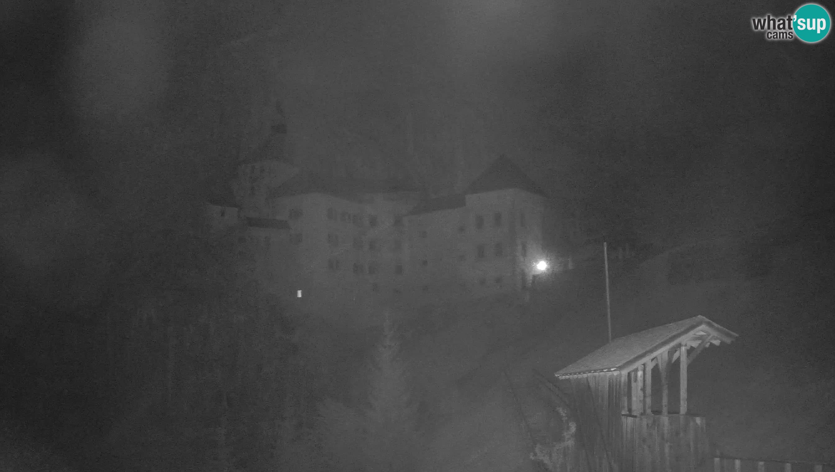 Live Webcam Grad Predjama – Château de Predjama – Postojna – Slovénie