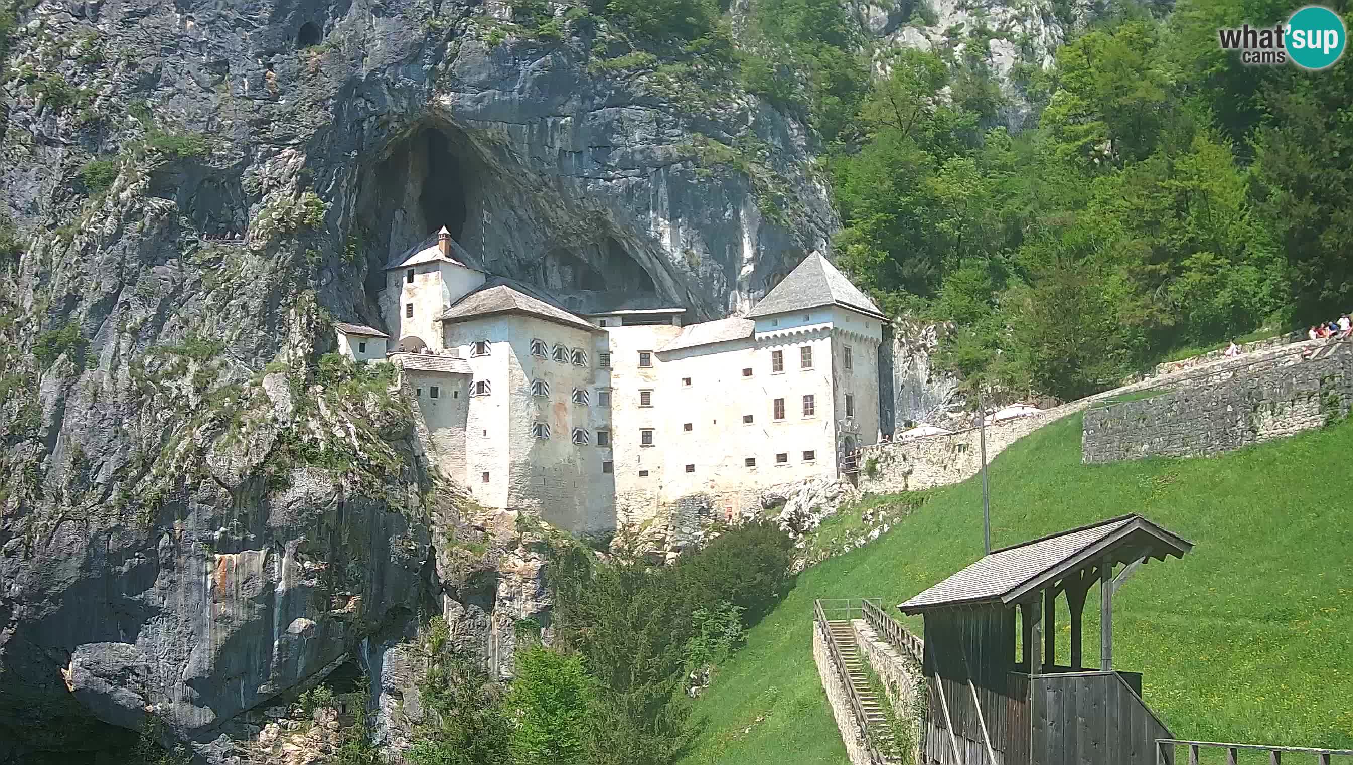 Live Webcam Höhlenburg Predjama – Postojna – Slowenien