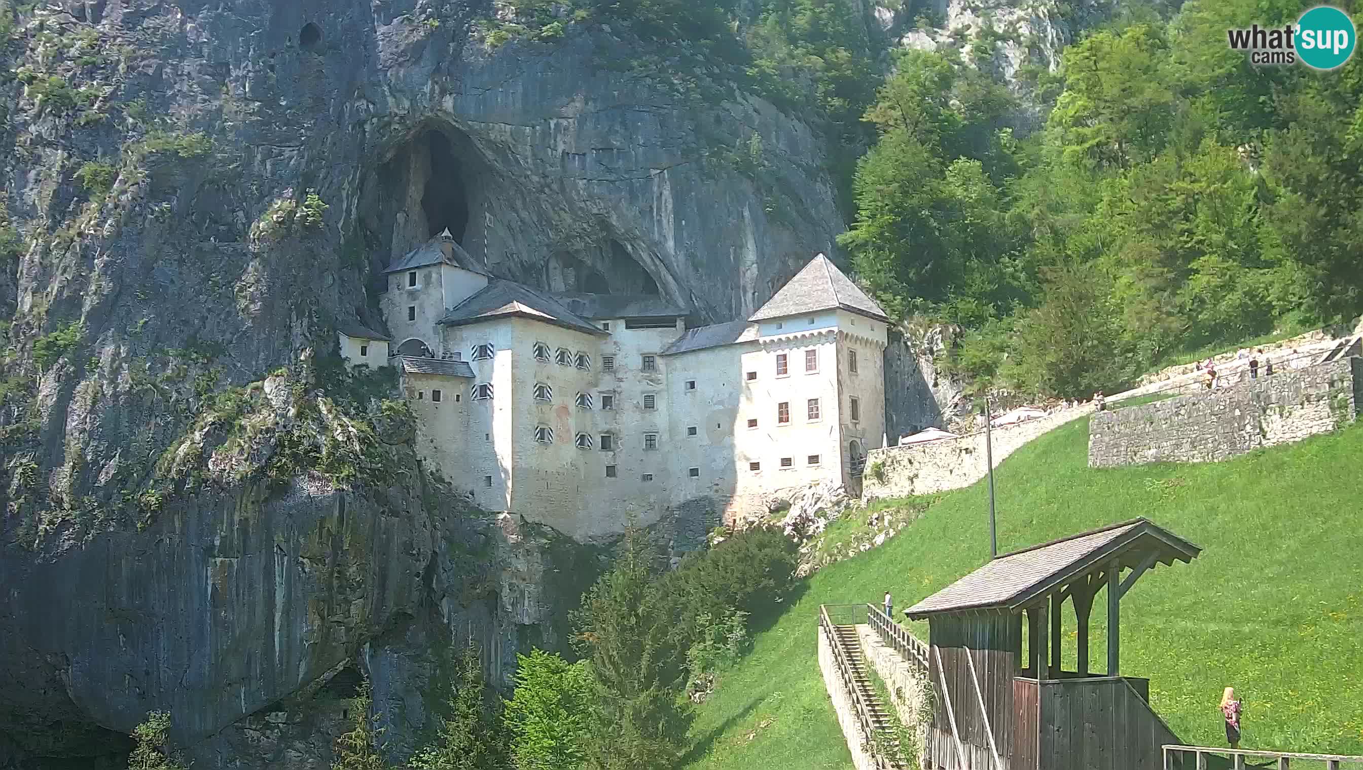 Live Webcam Höhlenburg Predjama – Postojna – Slowenien