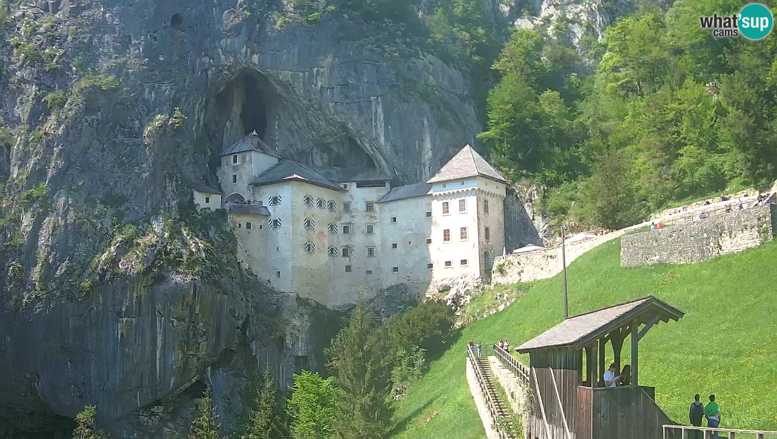 Web kamera Predjamski dvorac – Postojna – Slovenija
