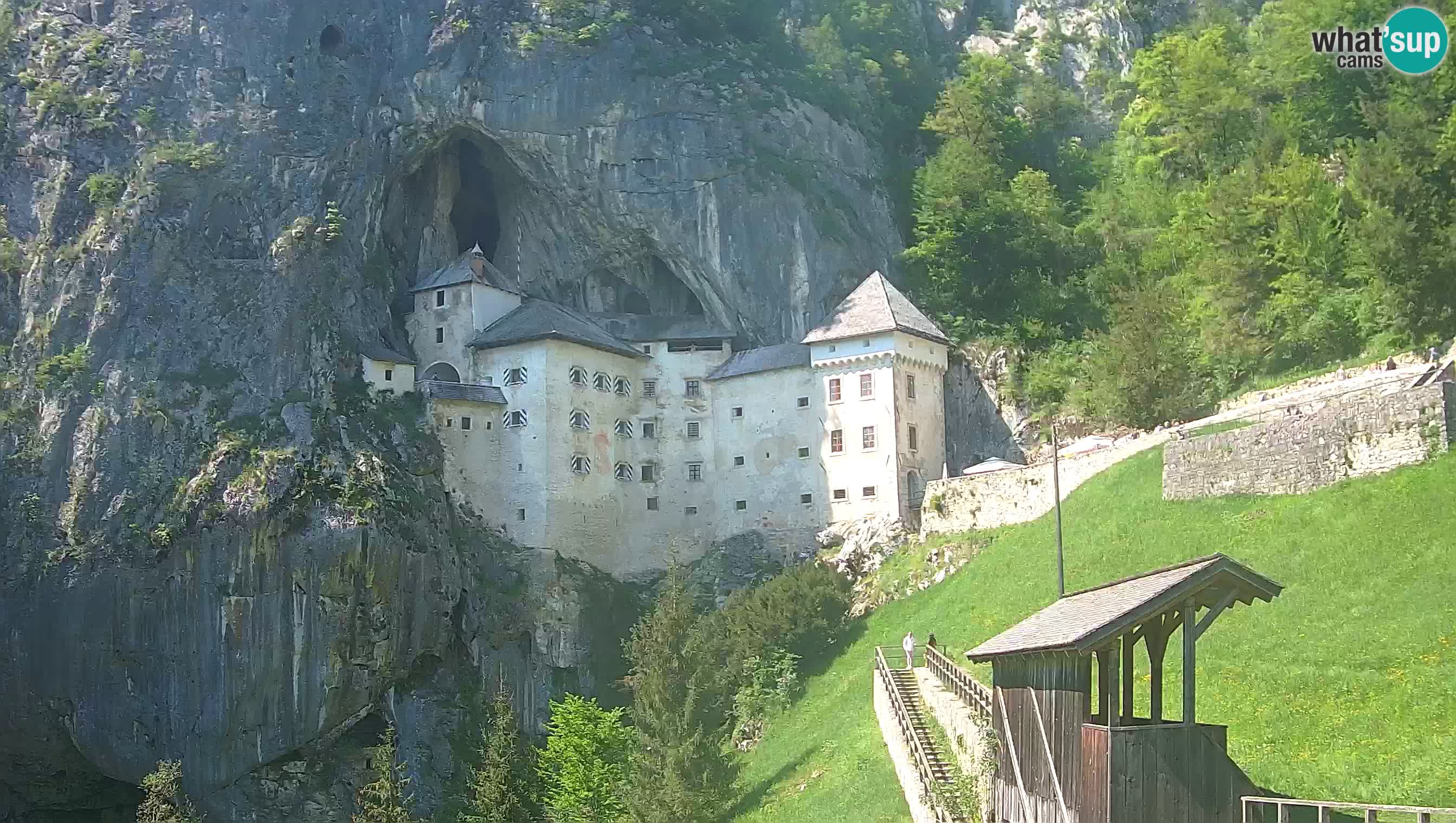 Live Webcam Predjamski grad – Predjama Castle – Postojna – Slovenia