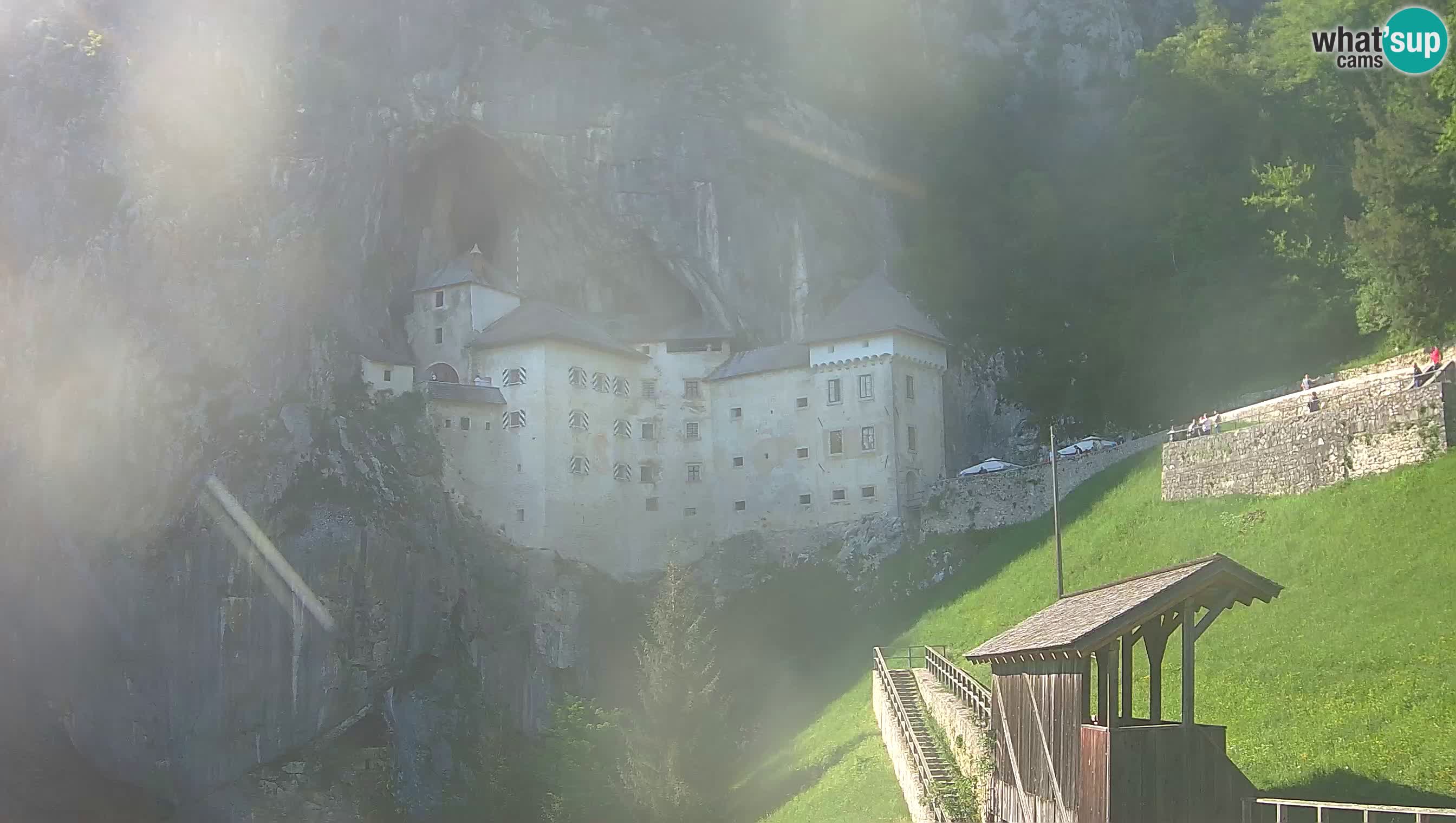 Live Webcam Predjamski grad – Predjama Castle – Postojna – Slovenia