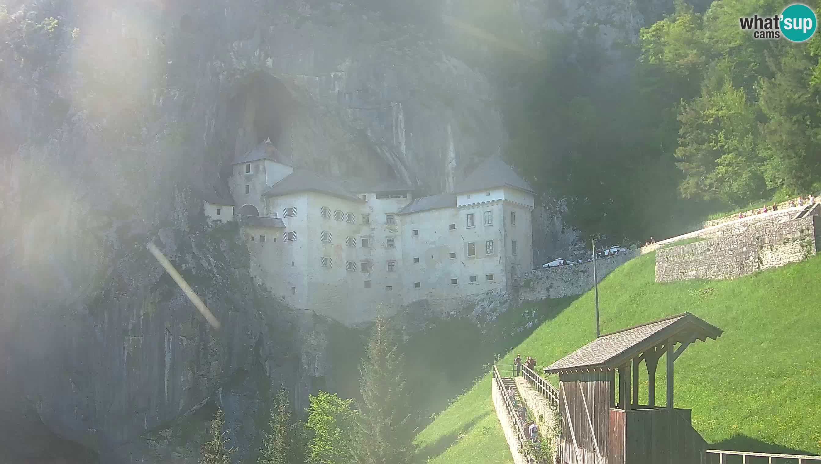Live Webcam Castello di Predjama – Postumia – Slovenia