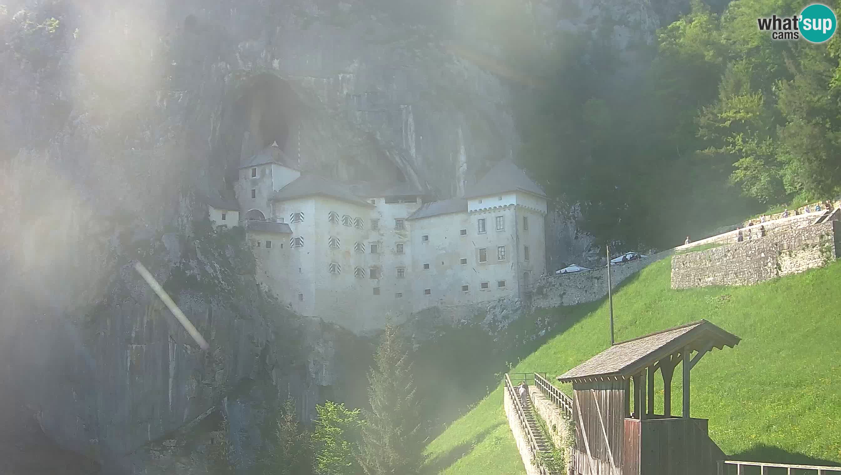 Live Webcam Castello di Predjama – Postumia – Slovenia