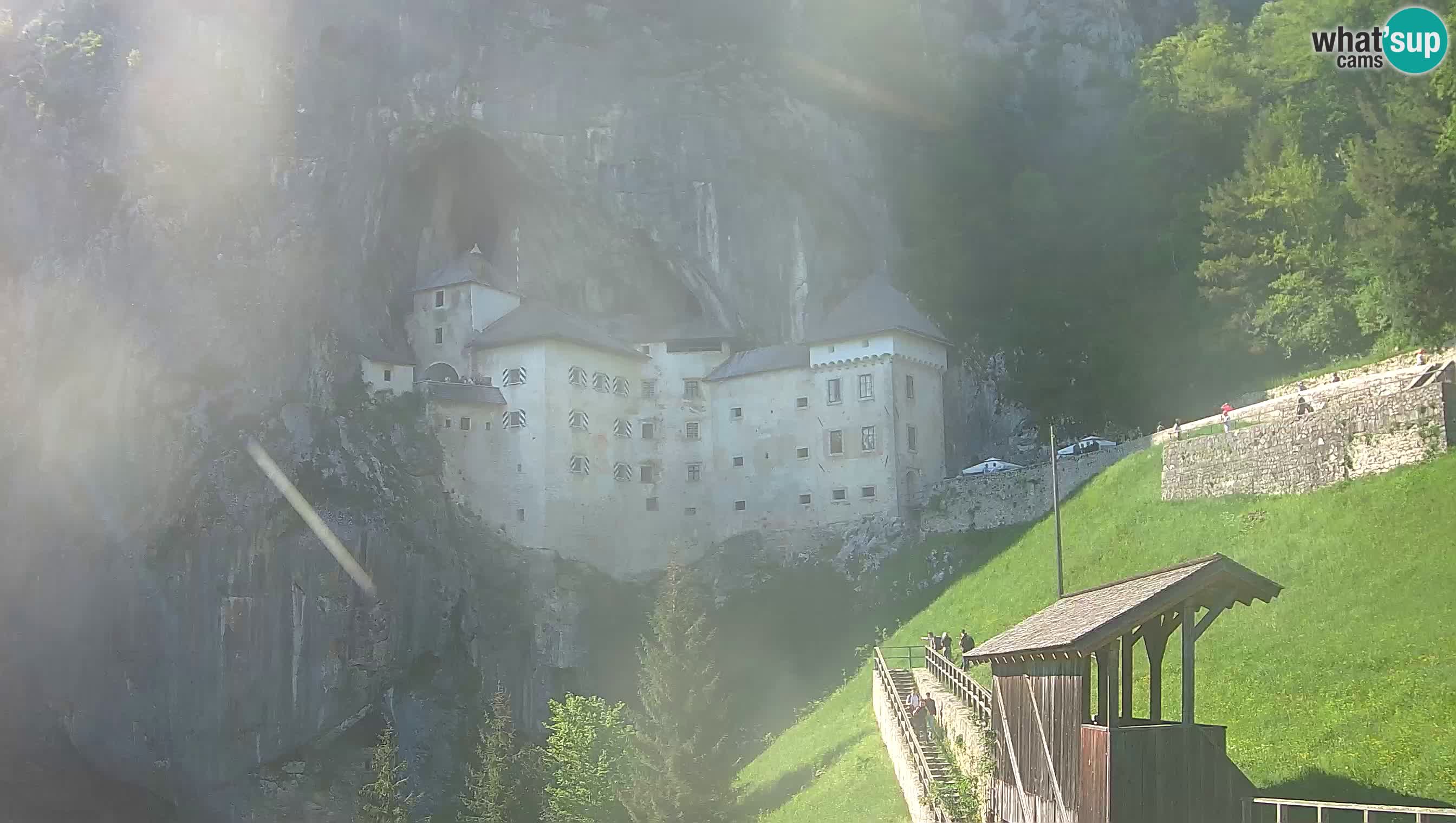 Live Webcam Castello di Predjama – Postumia – Slovenia