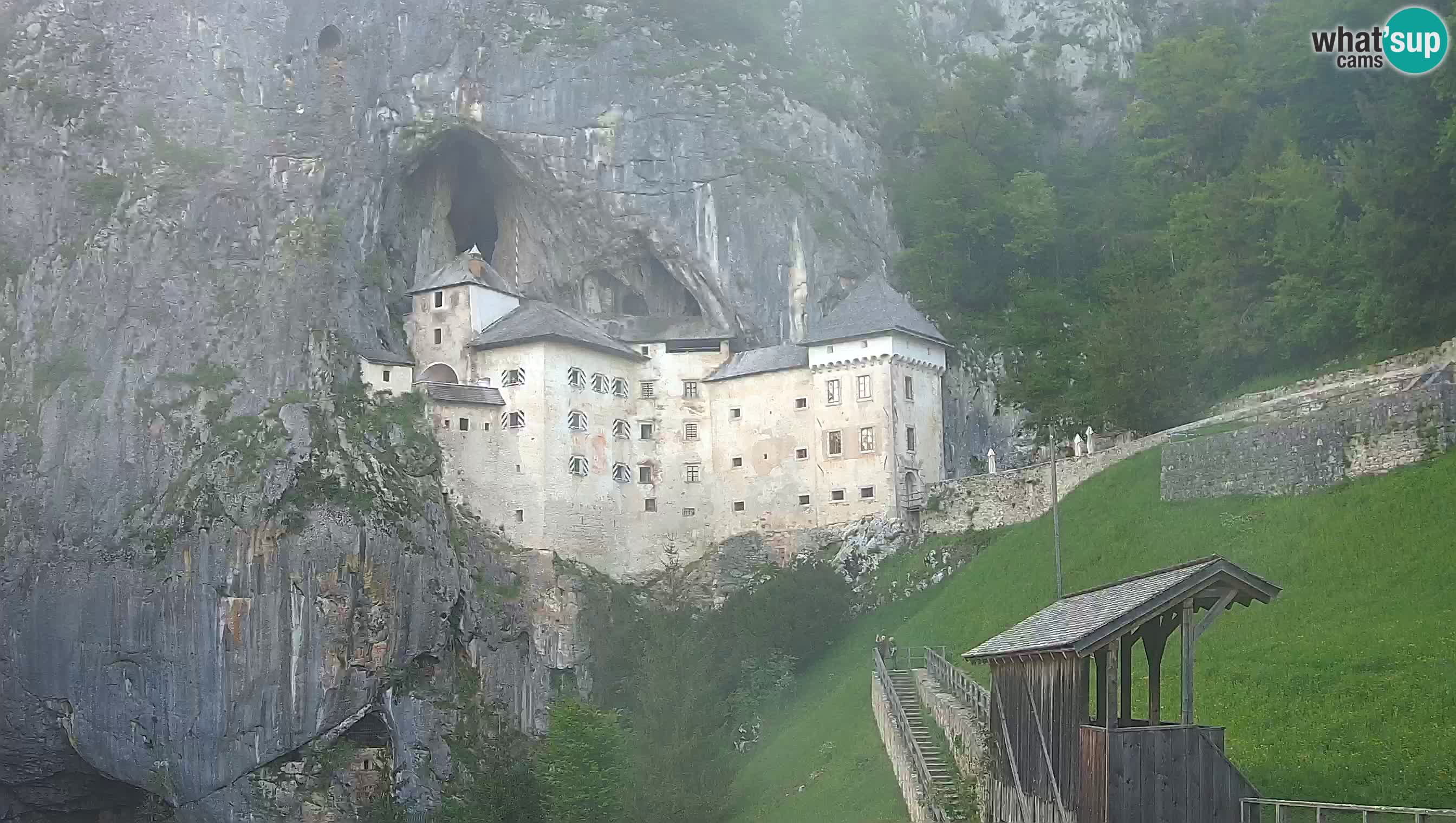 Live Webcam Grad Predjama – Château de Predjama – Postojna – Slovénie