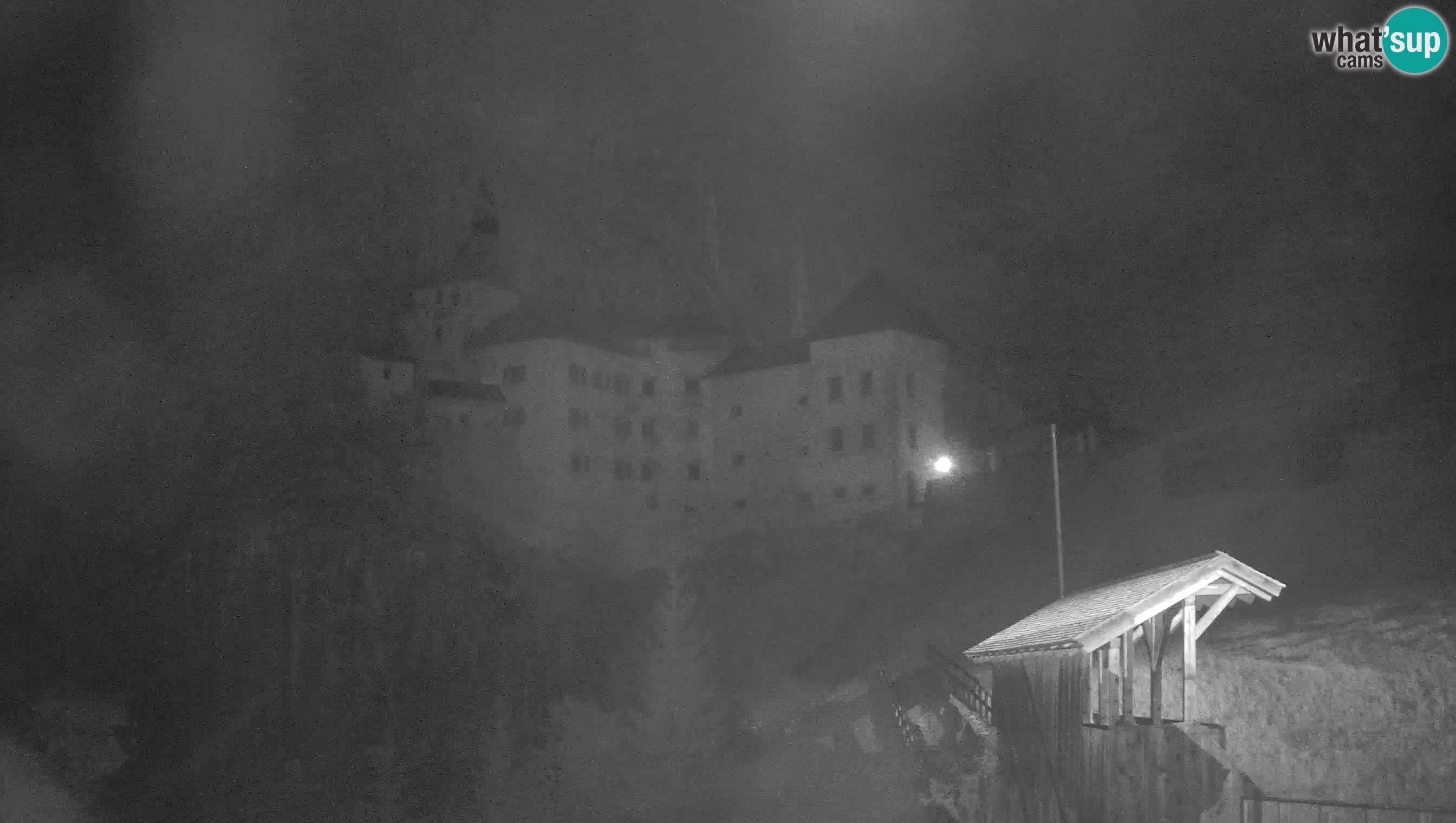 Live Webcam Höhlenburg Predjama – Postojna – Slowenien