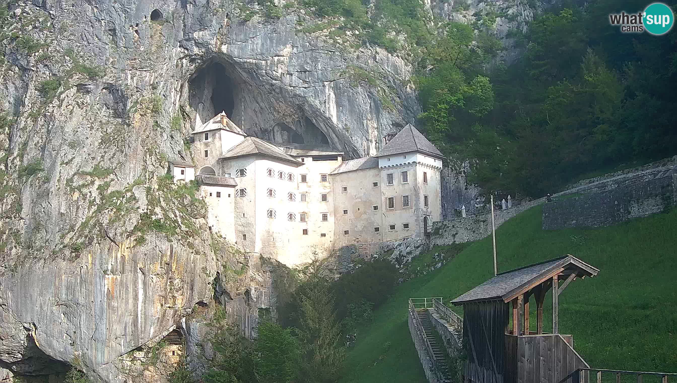 Live Webcam Castello di Predjama – Postumia – Slovenia