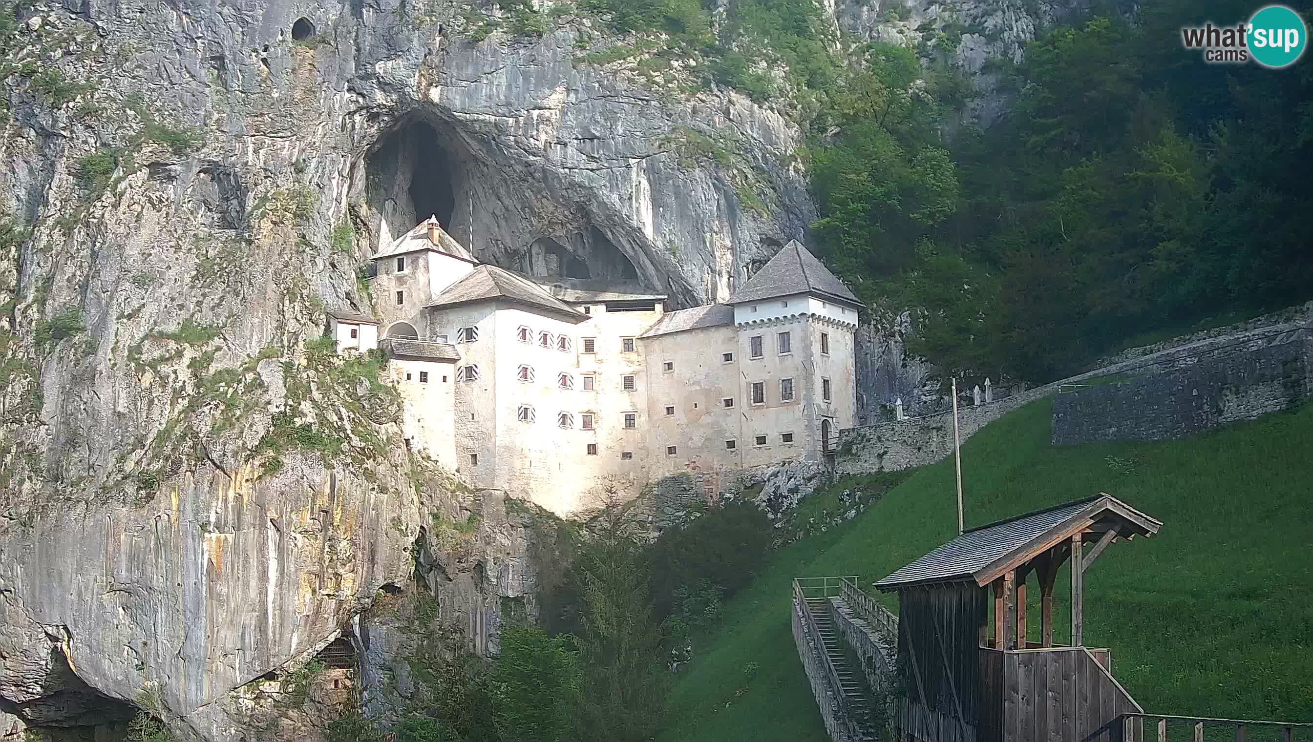 Predjama Castle