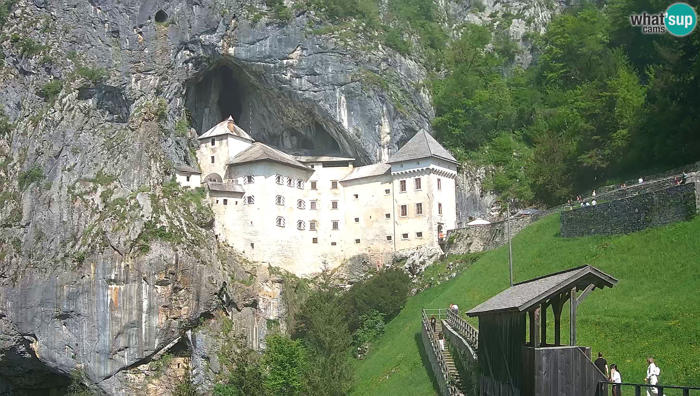Live Webcam Predjamski grad – Predjama Castle – Postojna – Slovenia