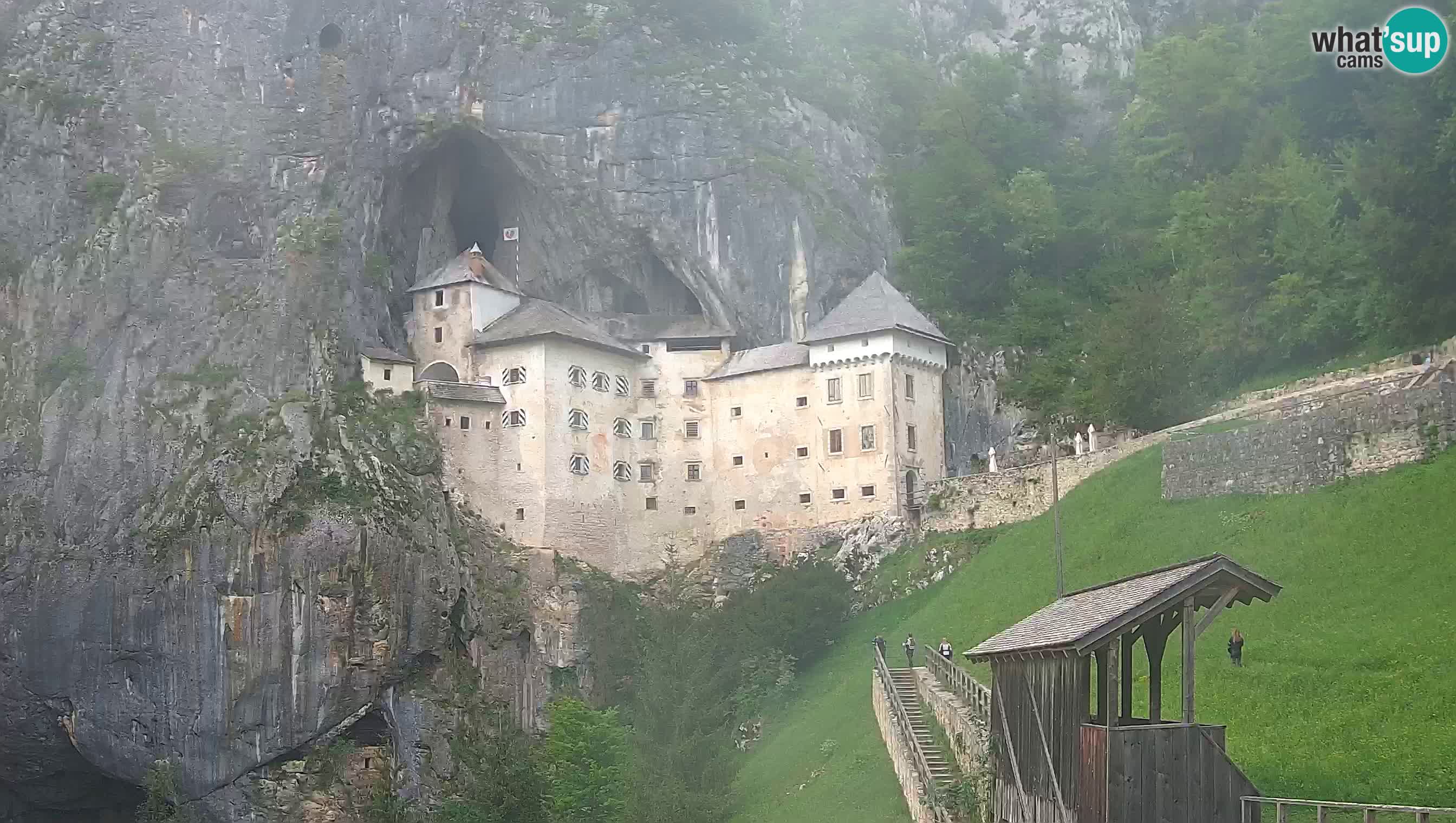 Live Webcam Predjamski grad – Predjama Castle – Postojna – Slovenia