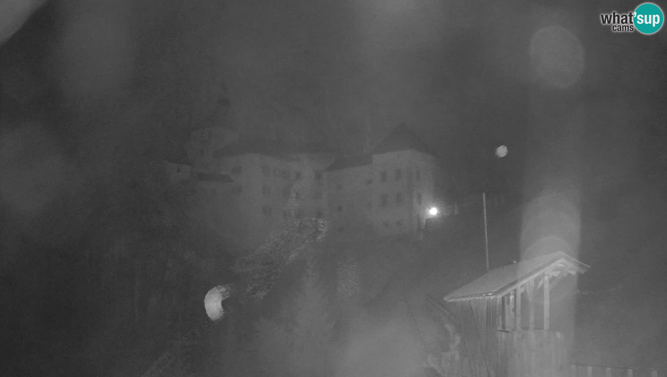 Live Webcam Grad Predjama – Château de Predjama – Postojna – Slovénie