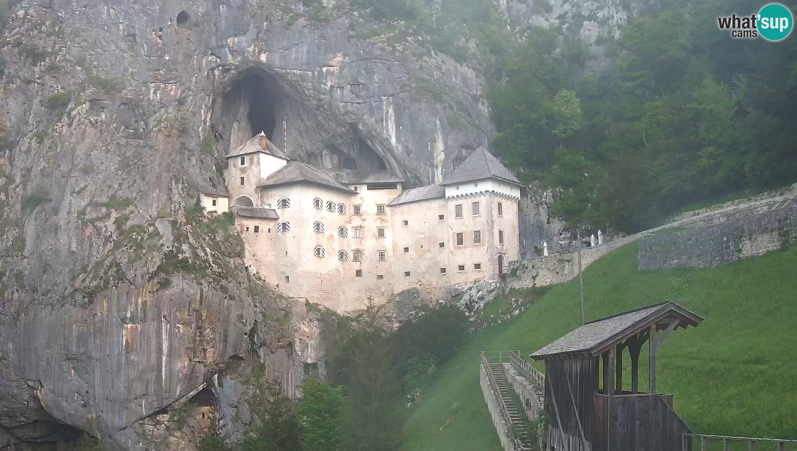 Camera en vivo Castillo de Predjama – Postojna – Eslovenia