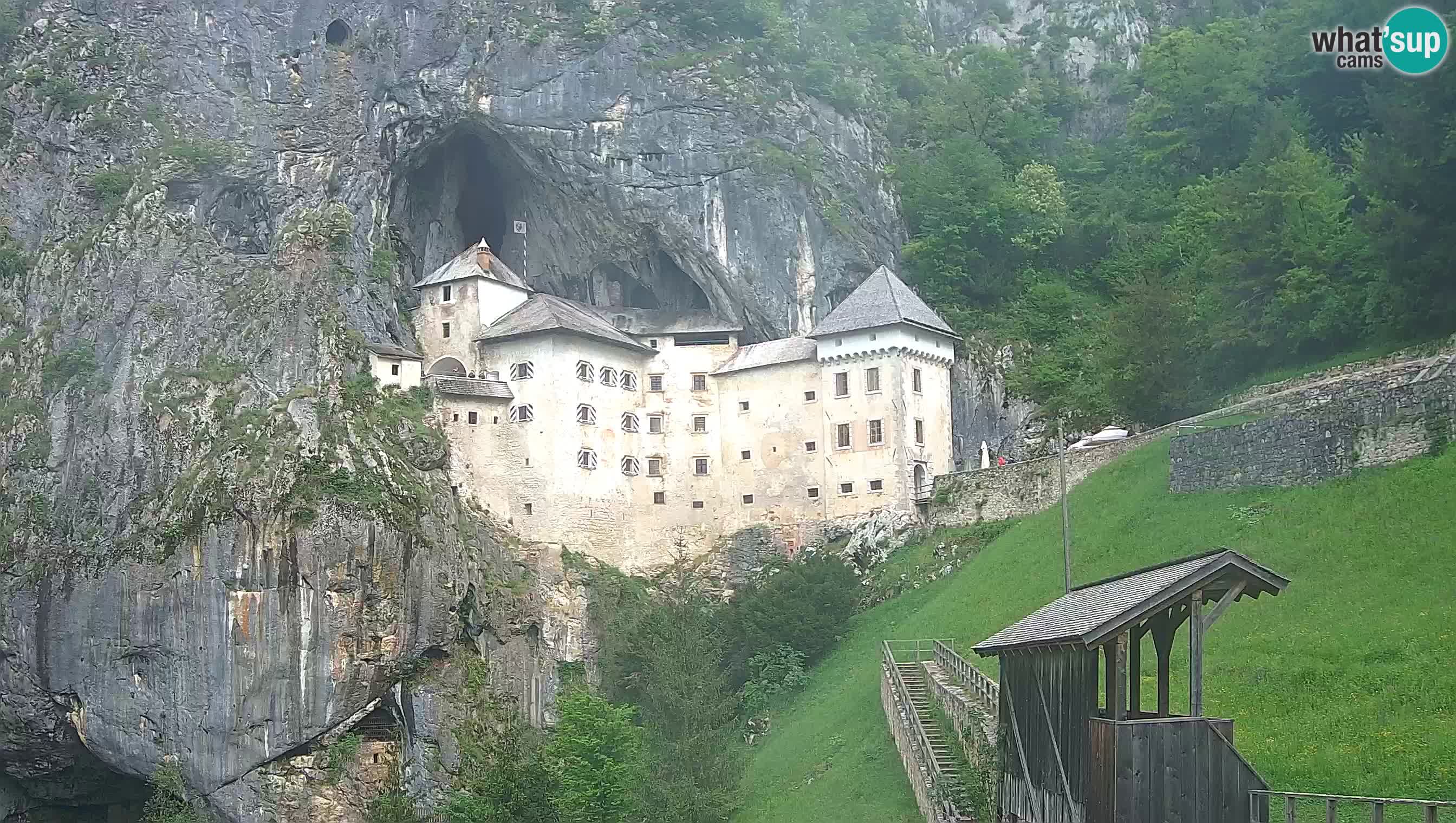 Live Webcam Castello di Predjama – Postumia – Slovenia