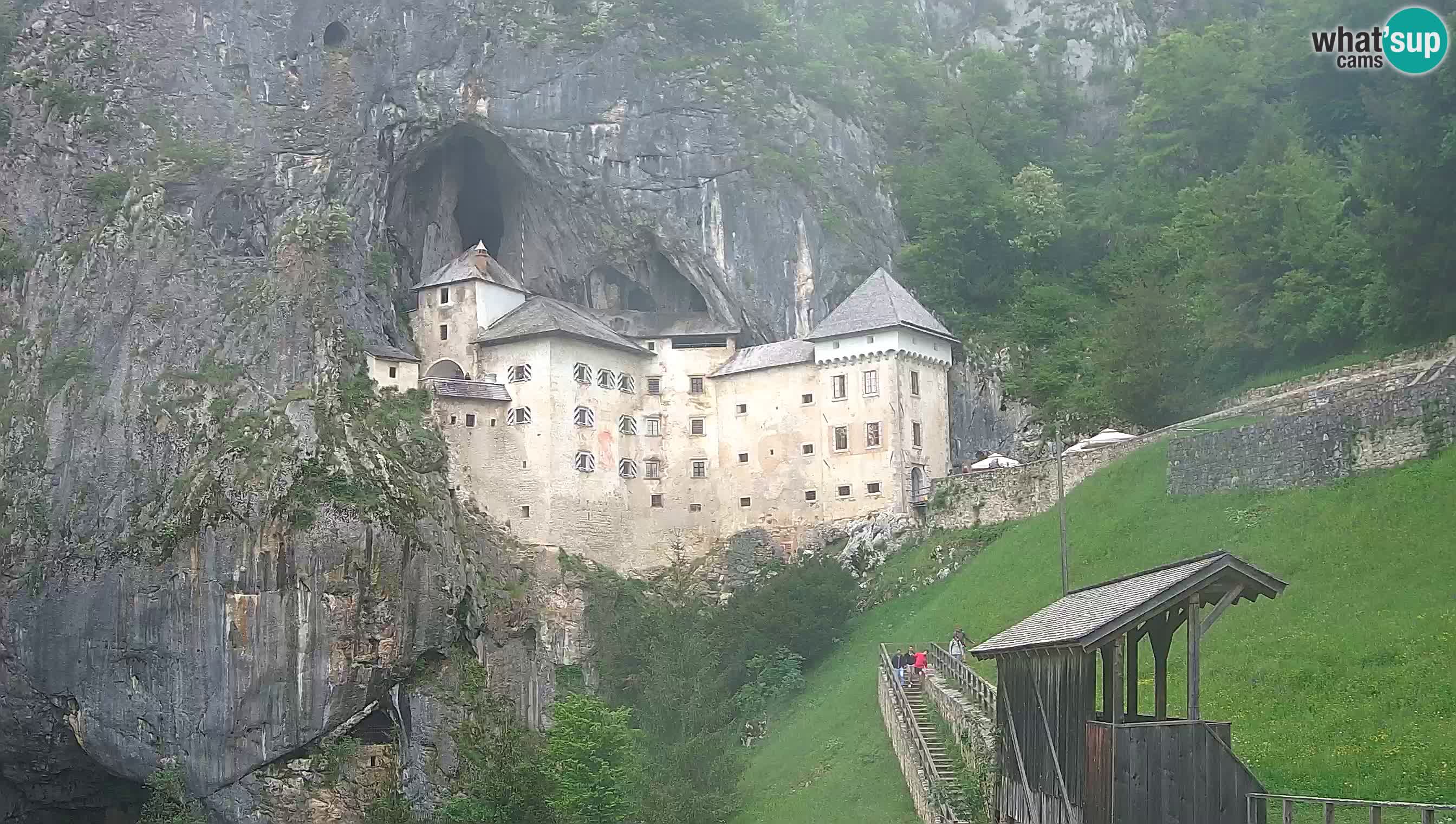 Live Webcam Höhlenburg Predjama – Postojna – Slowenien