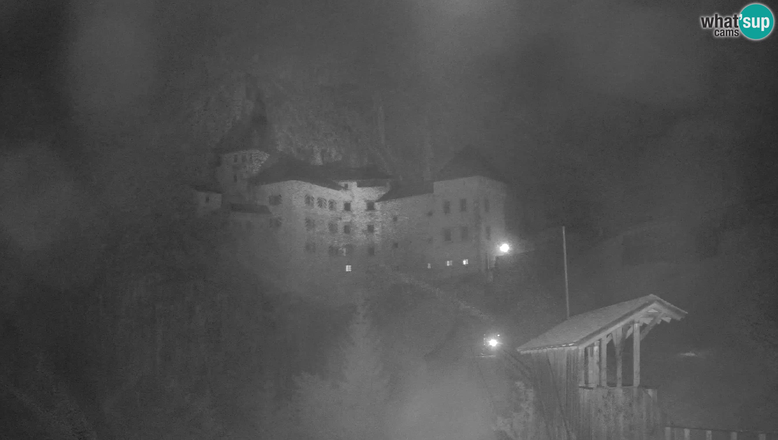 Web kamera Predjamski dvorac – Postojna – Slovenija