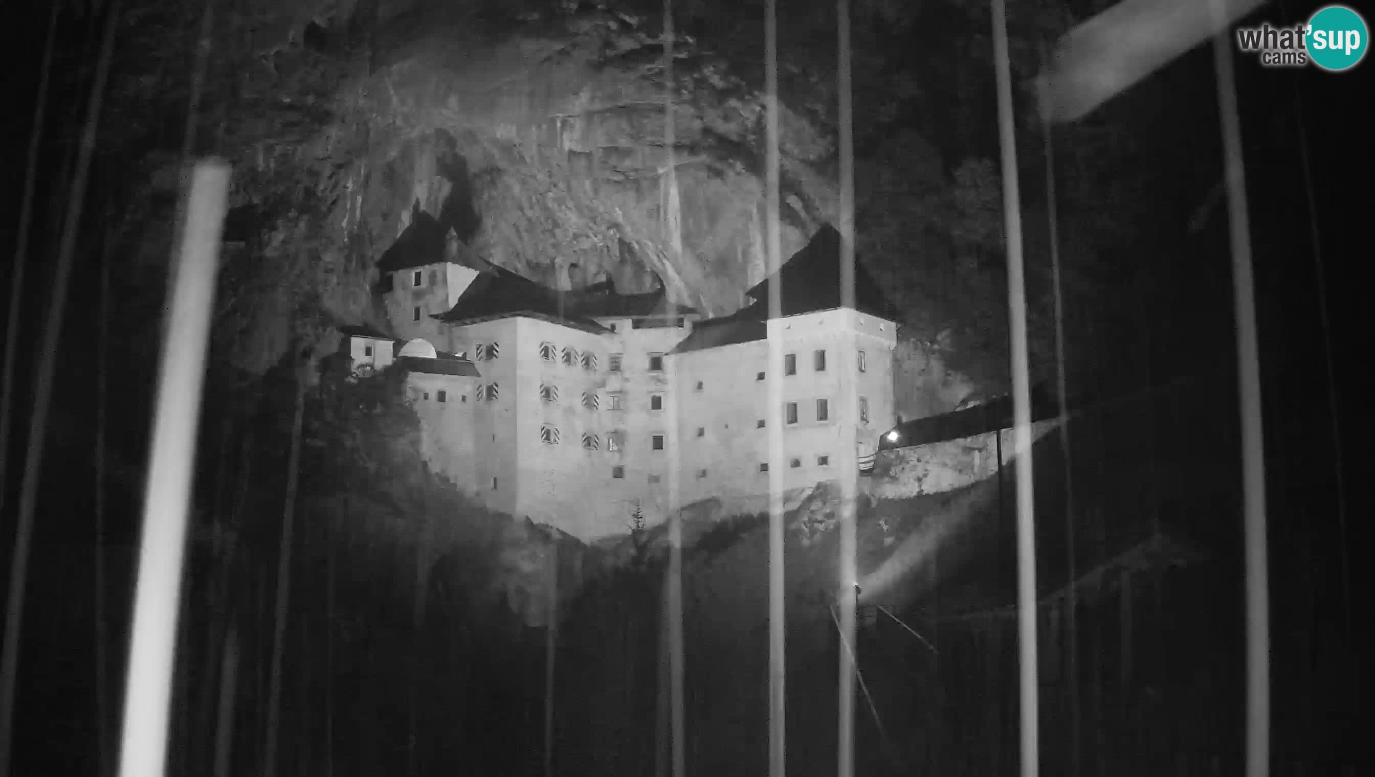 Live Webcam Castello di Predjama – Postumia – Slovenia