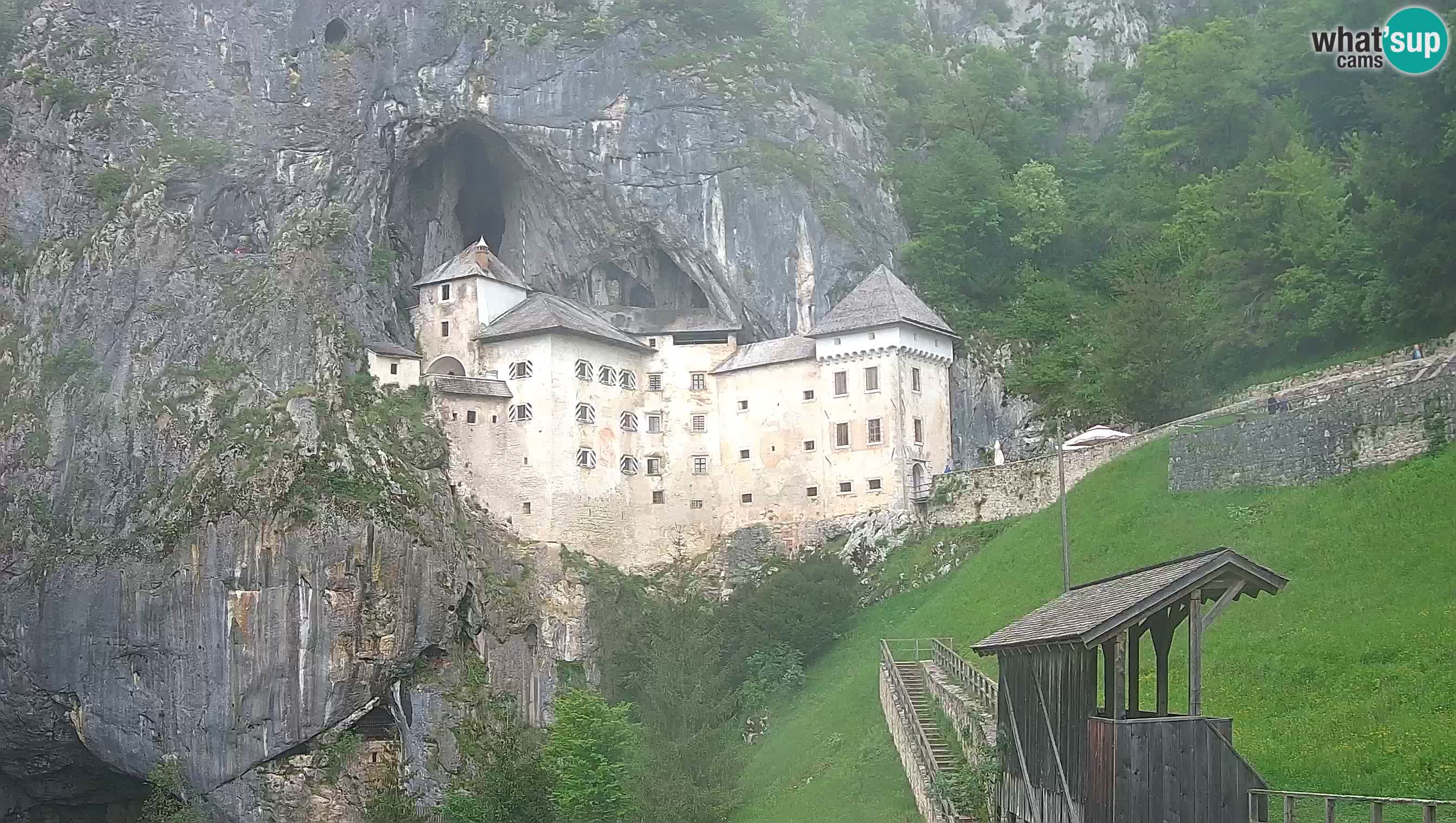 Live Webcam Castello di Predjama – Postumia – Slovenia