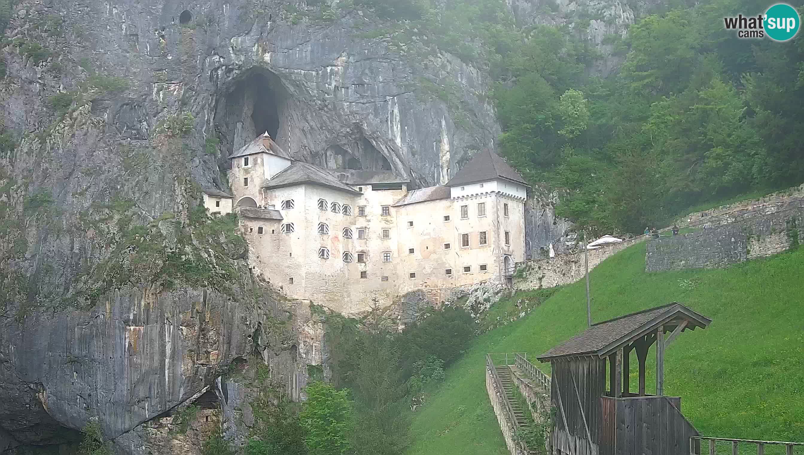 Live Webcam Castello di Predjama – Postumia – Slovenia