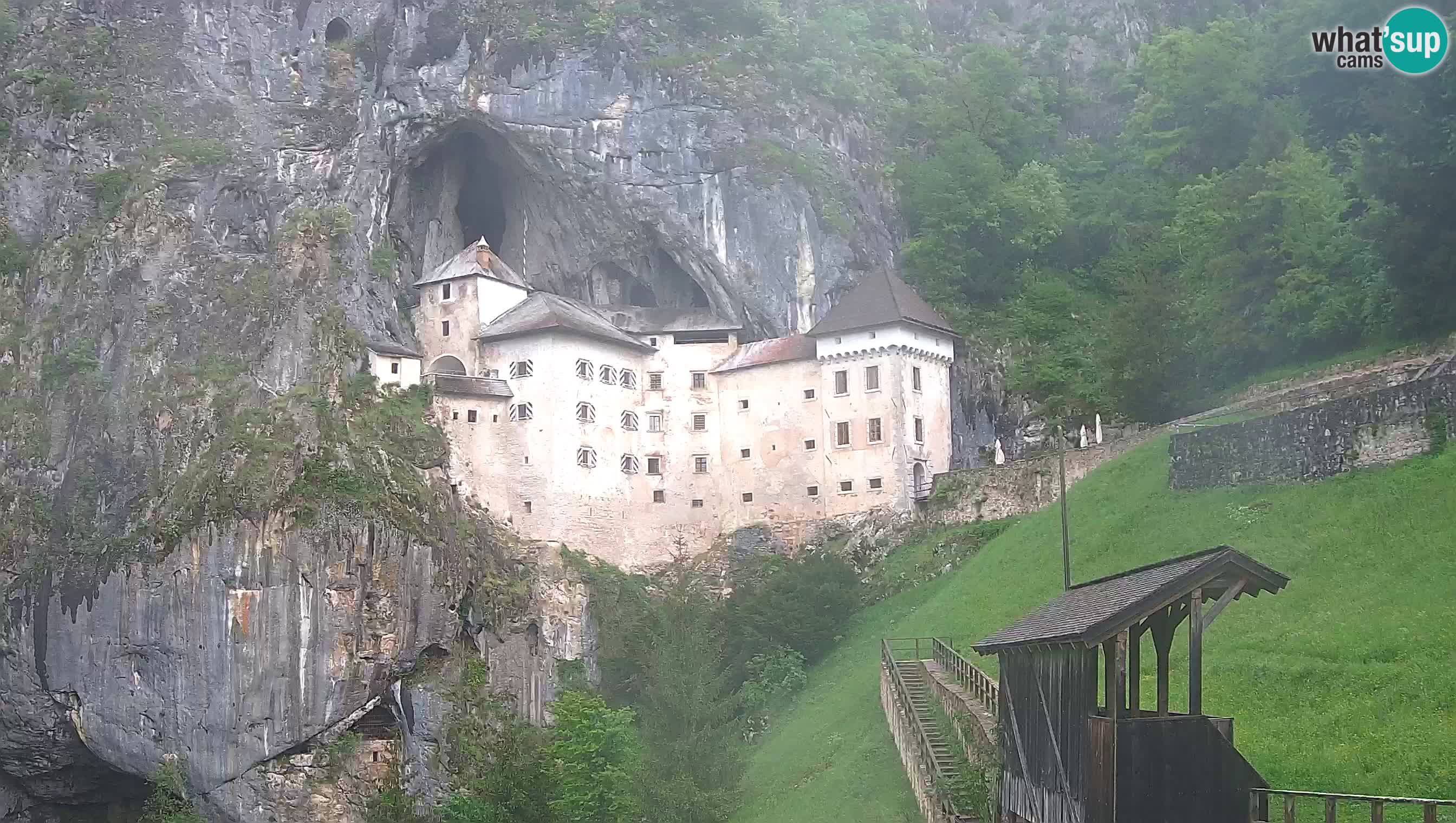 Predjama Castle