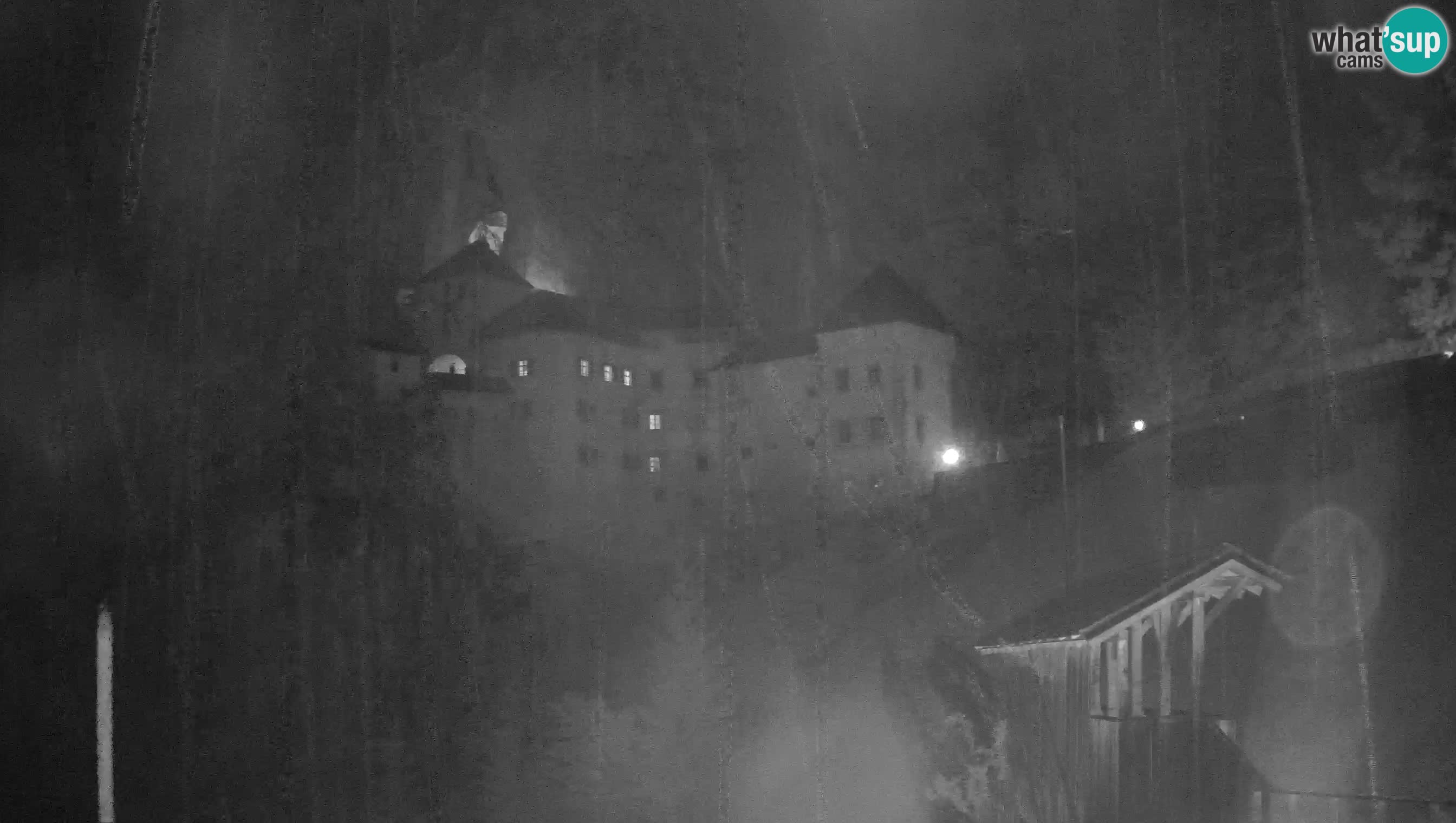 Live Webcam Grad Predjama – Château de Predjama – Postojna – Slovénie