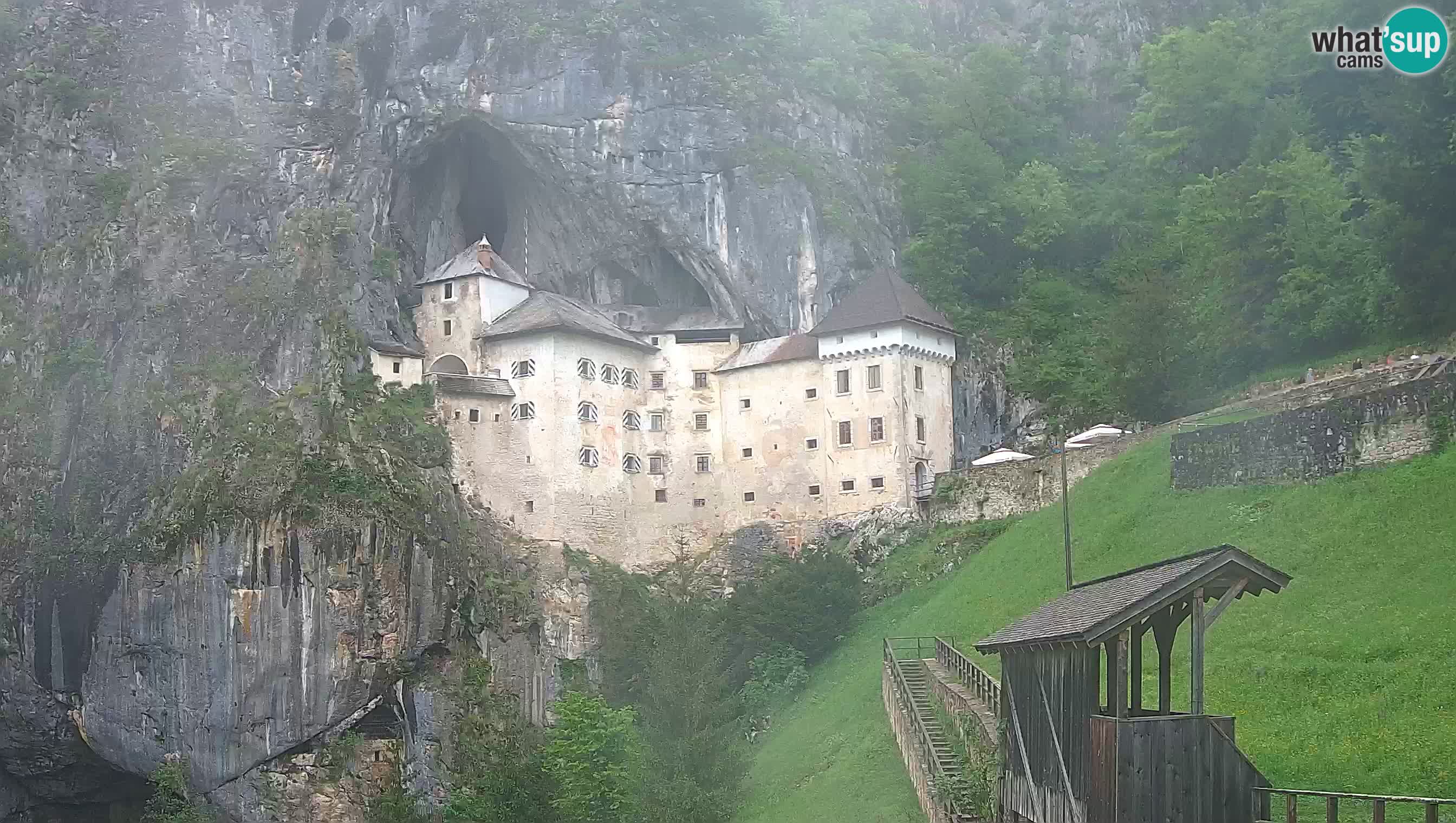 Live Webcam Castello di Predjama – Postumia – Slovenia